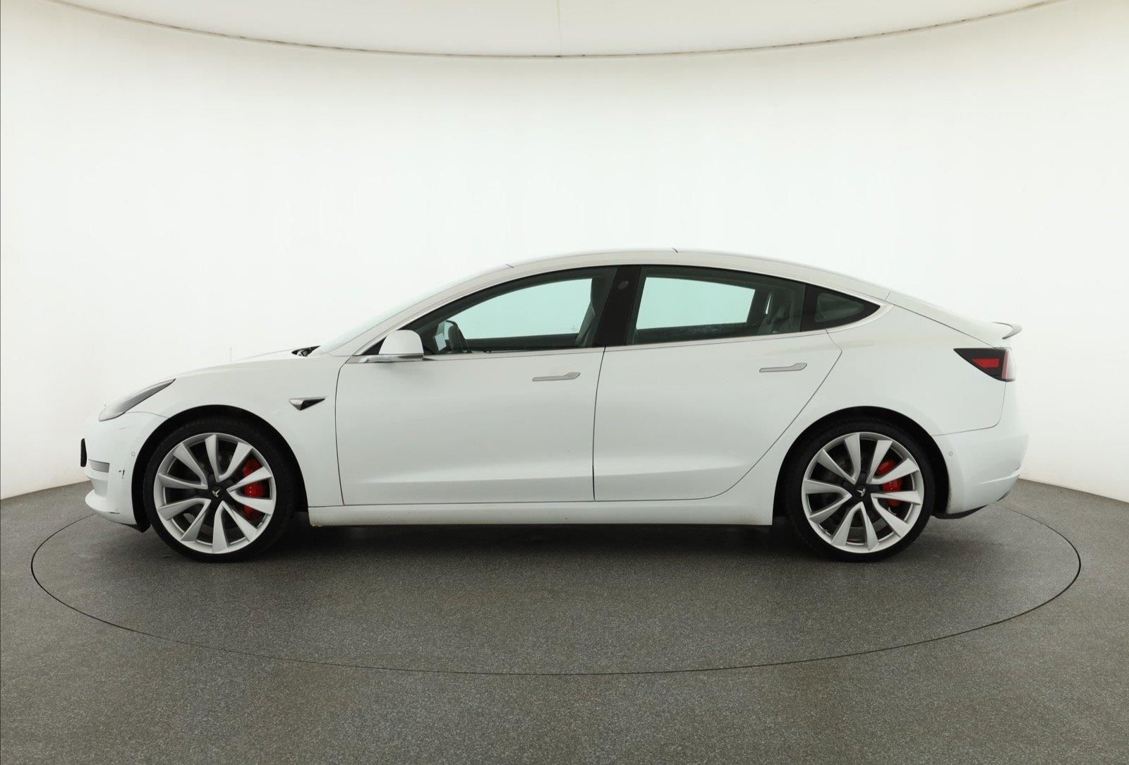 Tesla Model 3, Performance 78kWh, 4X4 - fotka 3