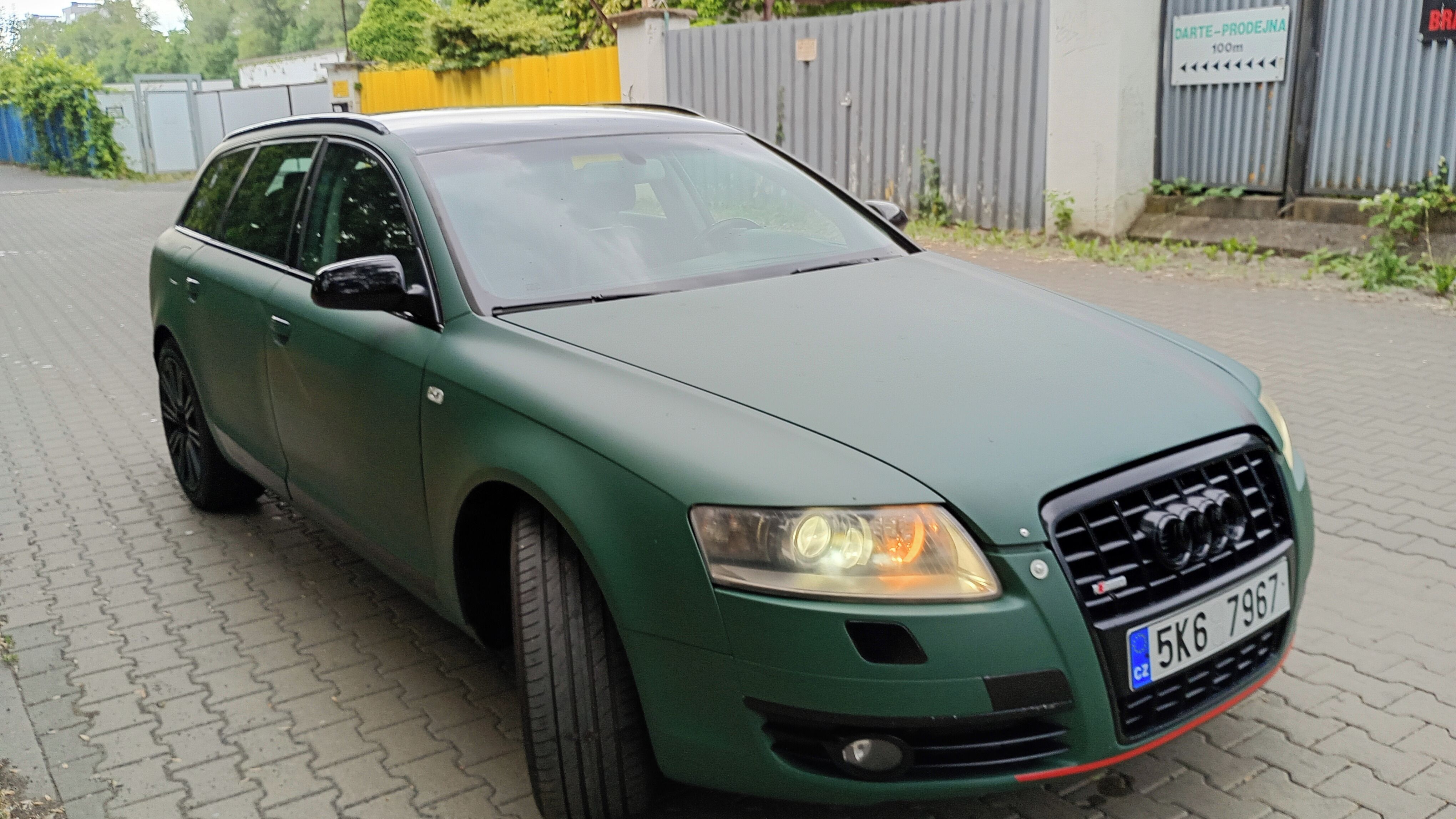 Audi A6 Avant, 2.7 TDI Manual,Tažné,N:Rozvody - fotka 2