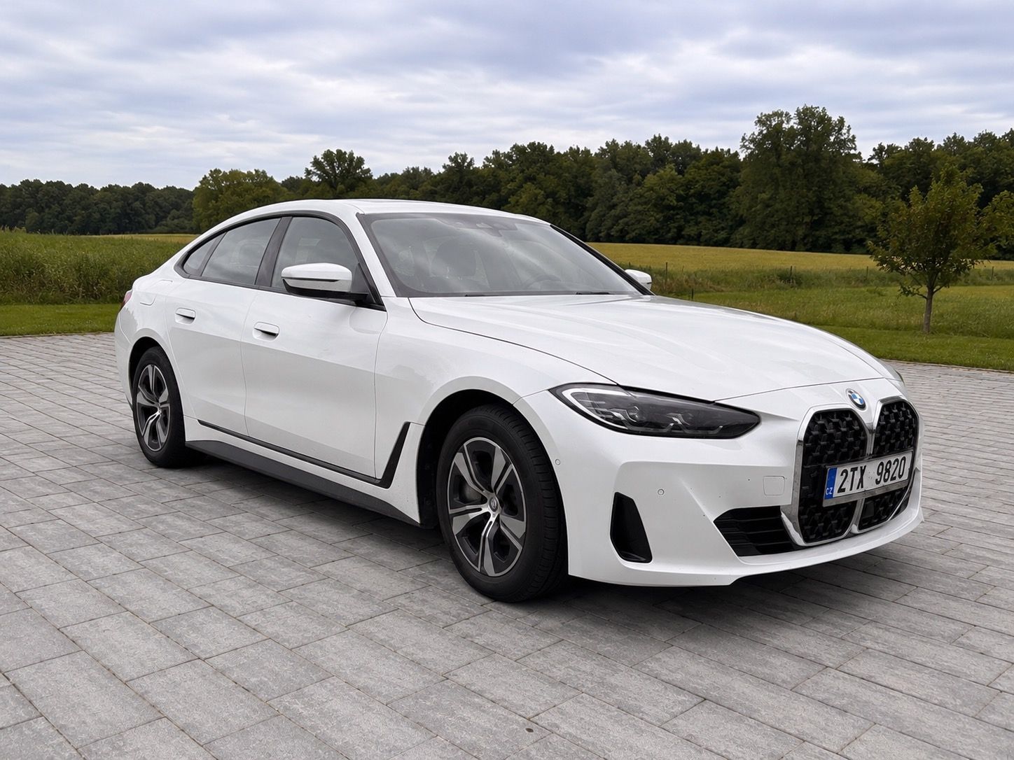 BMW Řada 4, BMW 420i 135kw - fotka 2