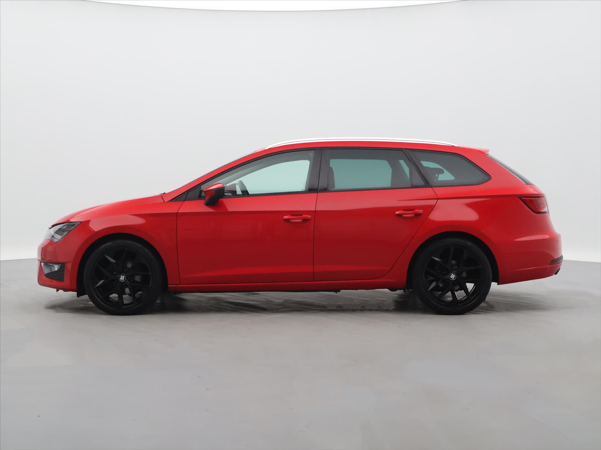 Seat Leon, 2,0 TDI 110kW FR ST - fotka 4