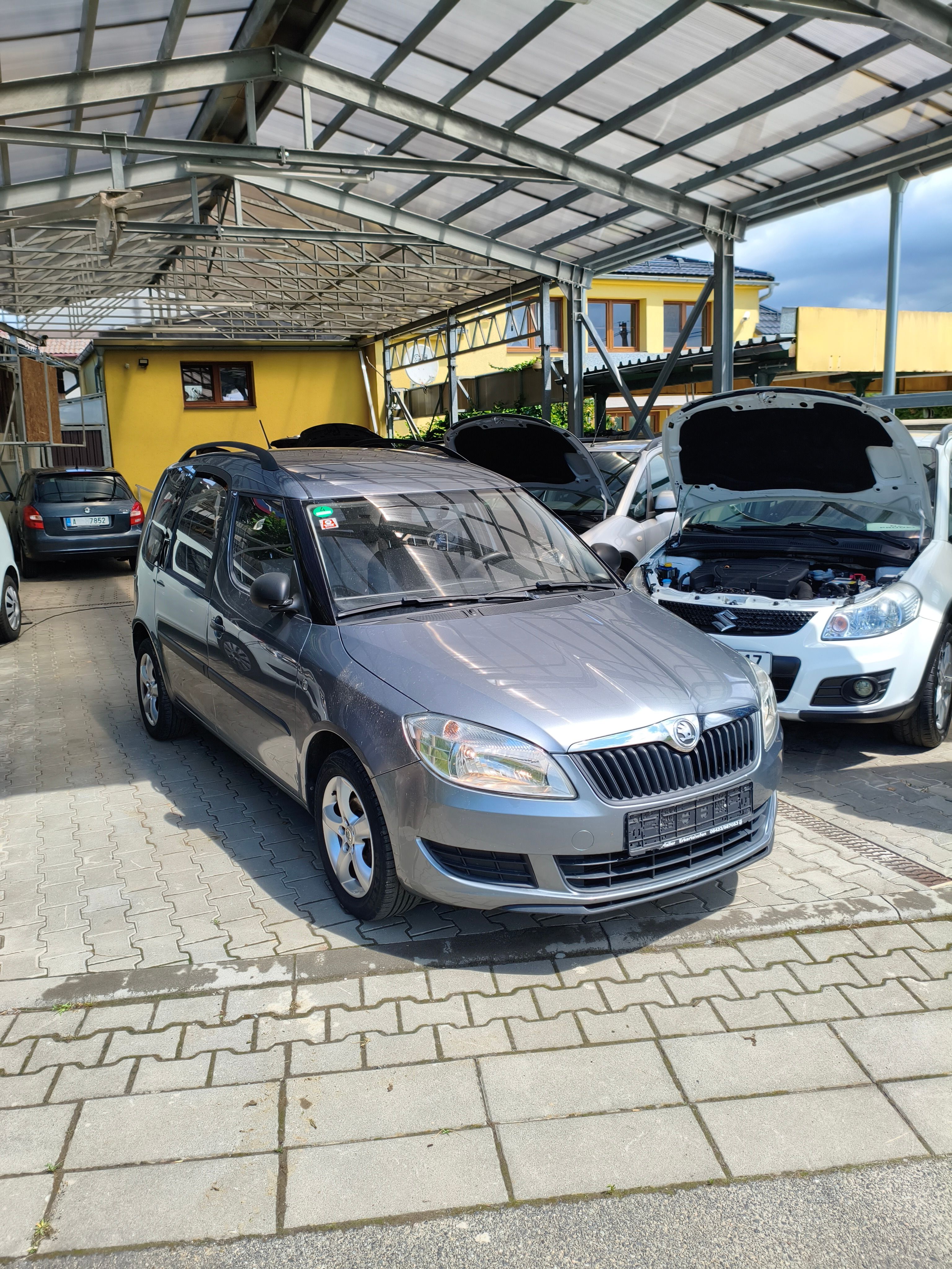 Škoda Roomster, 1.4. 16V FACELIFT 63KW - fotka 2