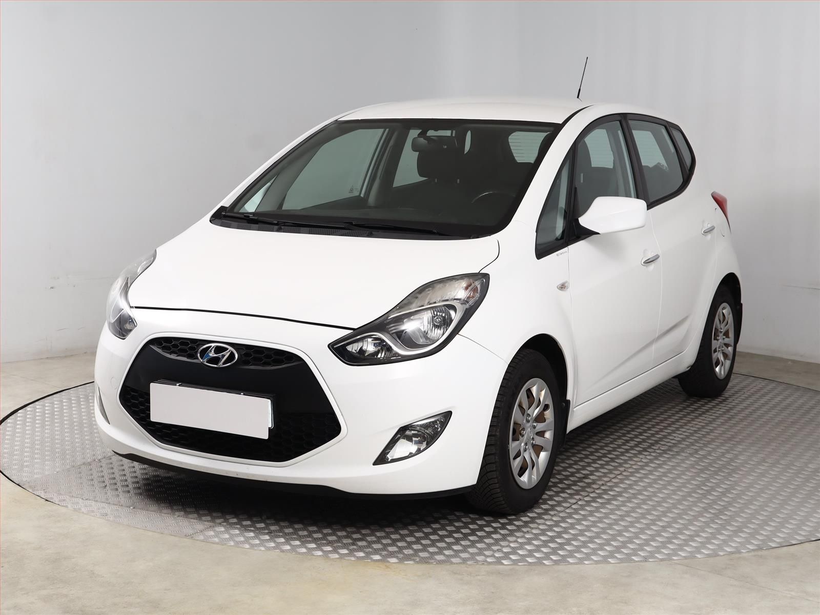 Hyundai ix20, 1.4 CVVT, Serv.kniha - fotka 2