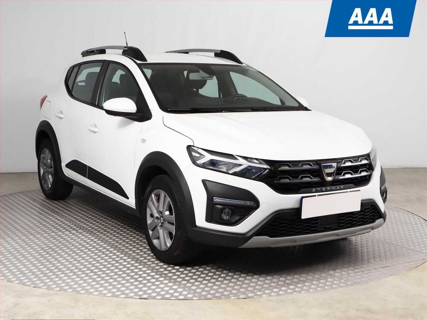 Dacia Sandero, 1.0 TCe, ČR,1.maj, Serv.kniha