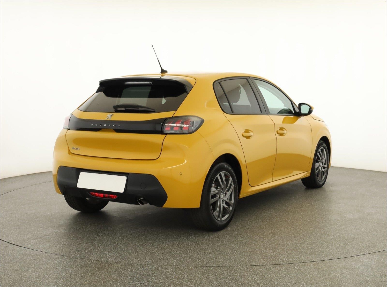 Peugeot 208, 1.2 PureTech, ČR,1.maj - fotka 5