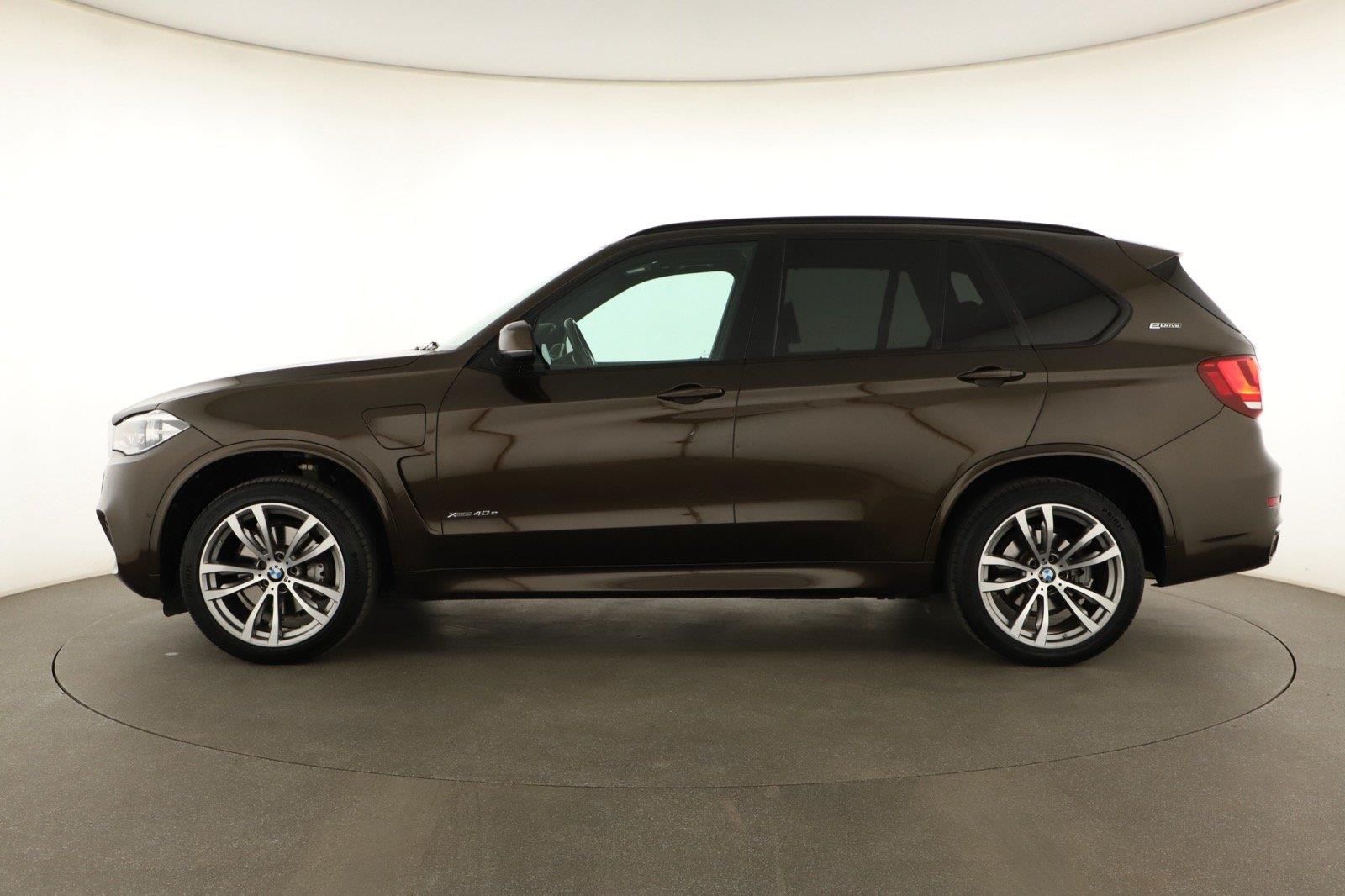 BMW X5, xDrive40e, 4X4, Automat, Kůže - fotka 3