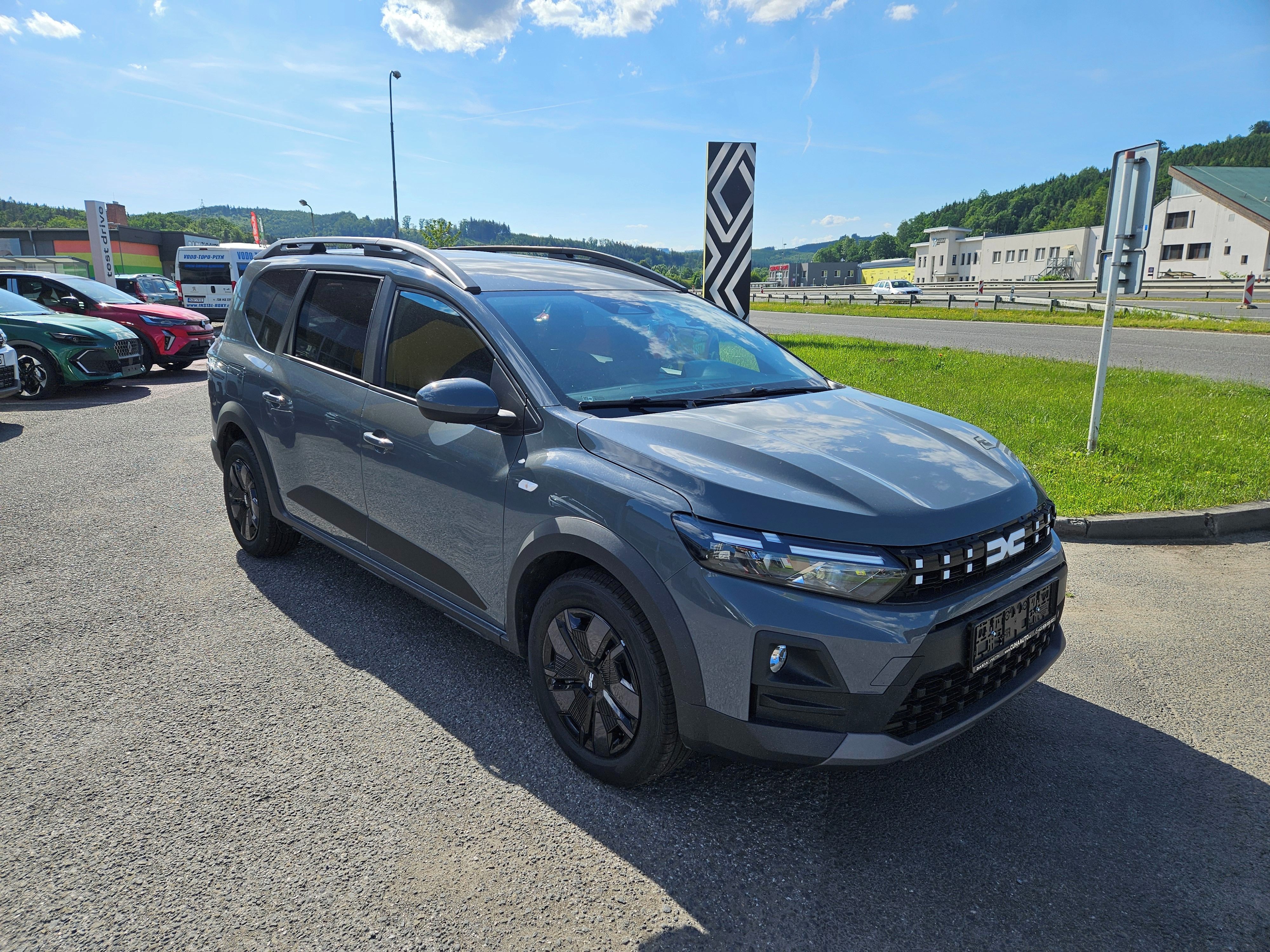 Dacia Jogger, Expression ECO-G 120 - 5 míst - fotka 3