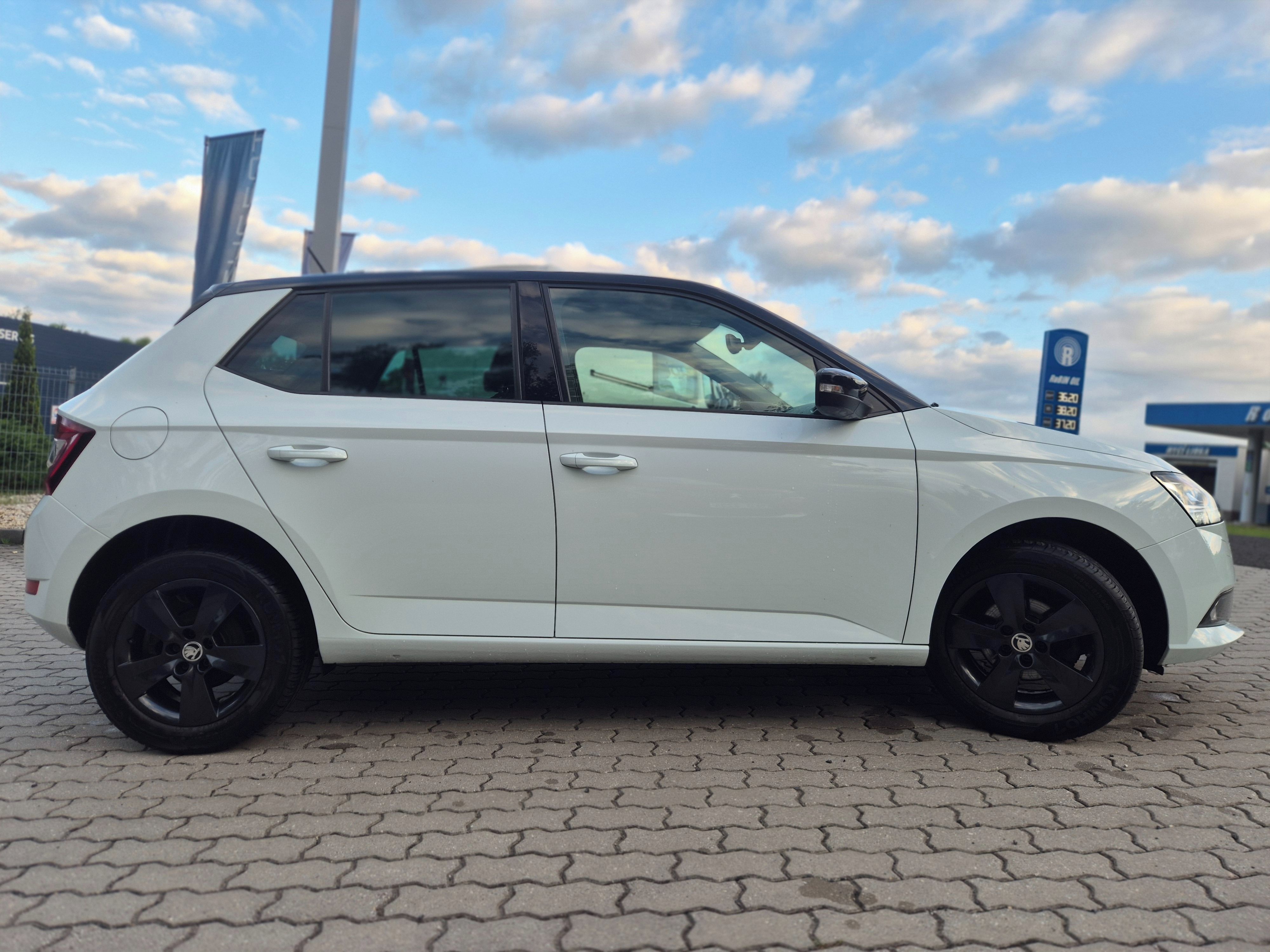 Škoda Fabia, 1,0 TSI STYLE 82 TIS KM - fotka 4