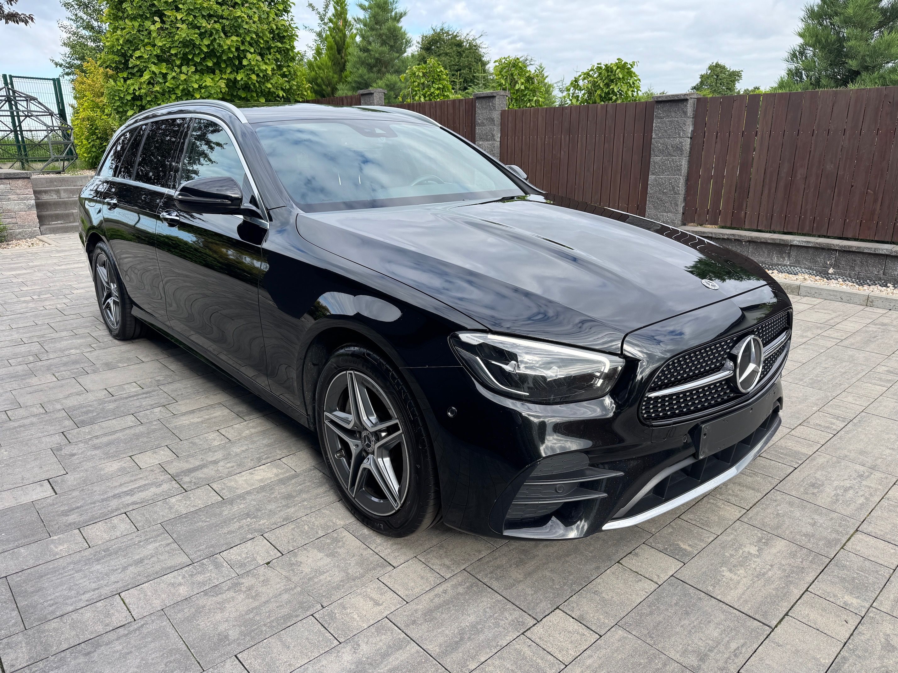 Mercedes-Benz Třídy E, 300de 4MATIC, AMG, Hybrid - fotka 3