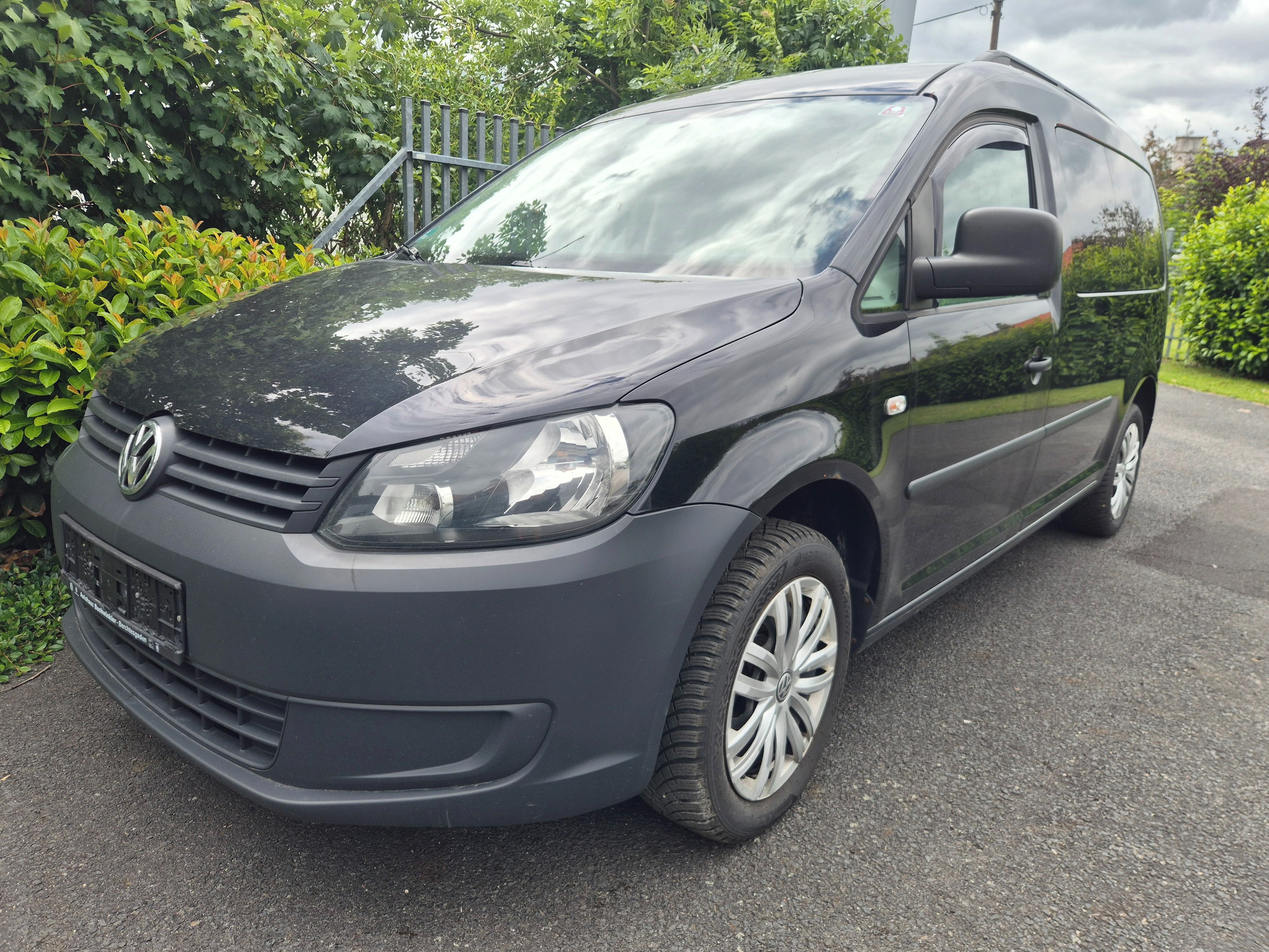 Volkswagen Caddy, MAXI plný servis 7 místná