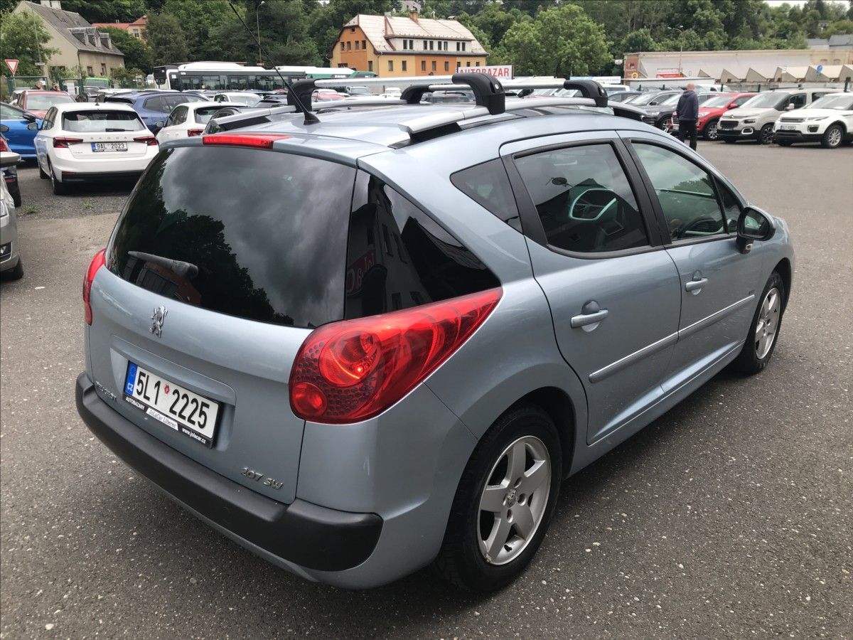 Peugeot 207, 1,4 i SW Sportium - fotka 5