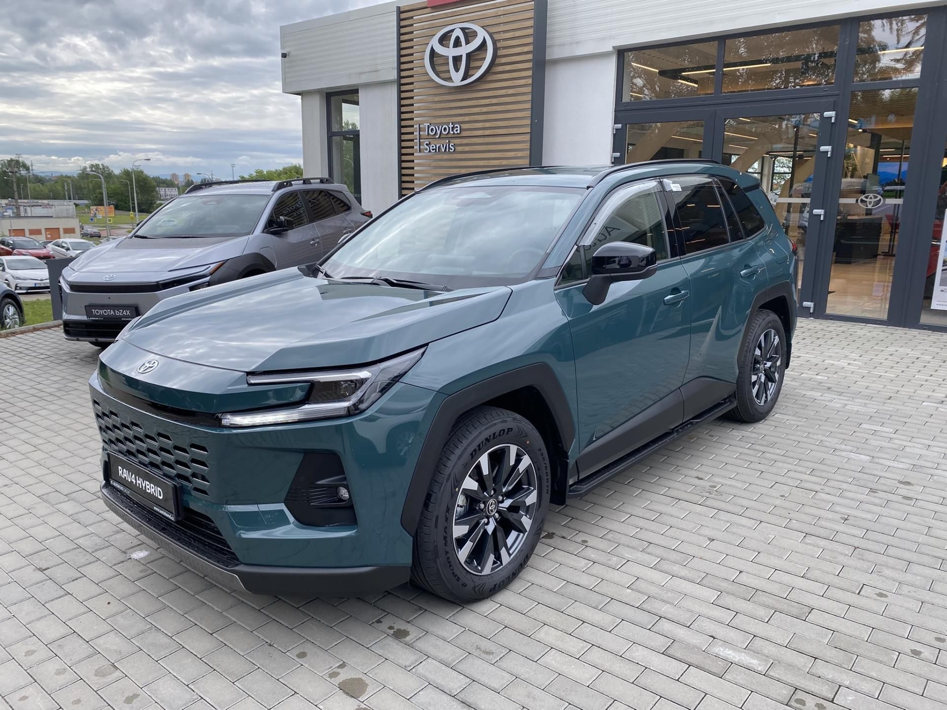 Toyota Rav4, 2.5 HEV 4x4 Comfort Business - fotka 2