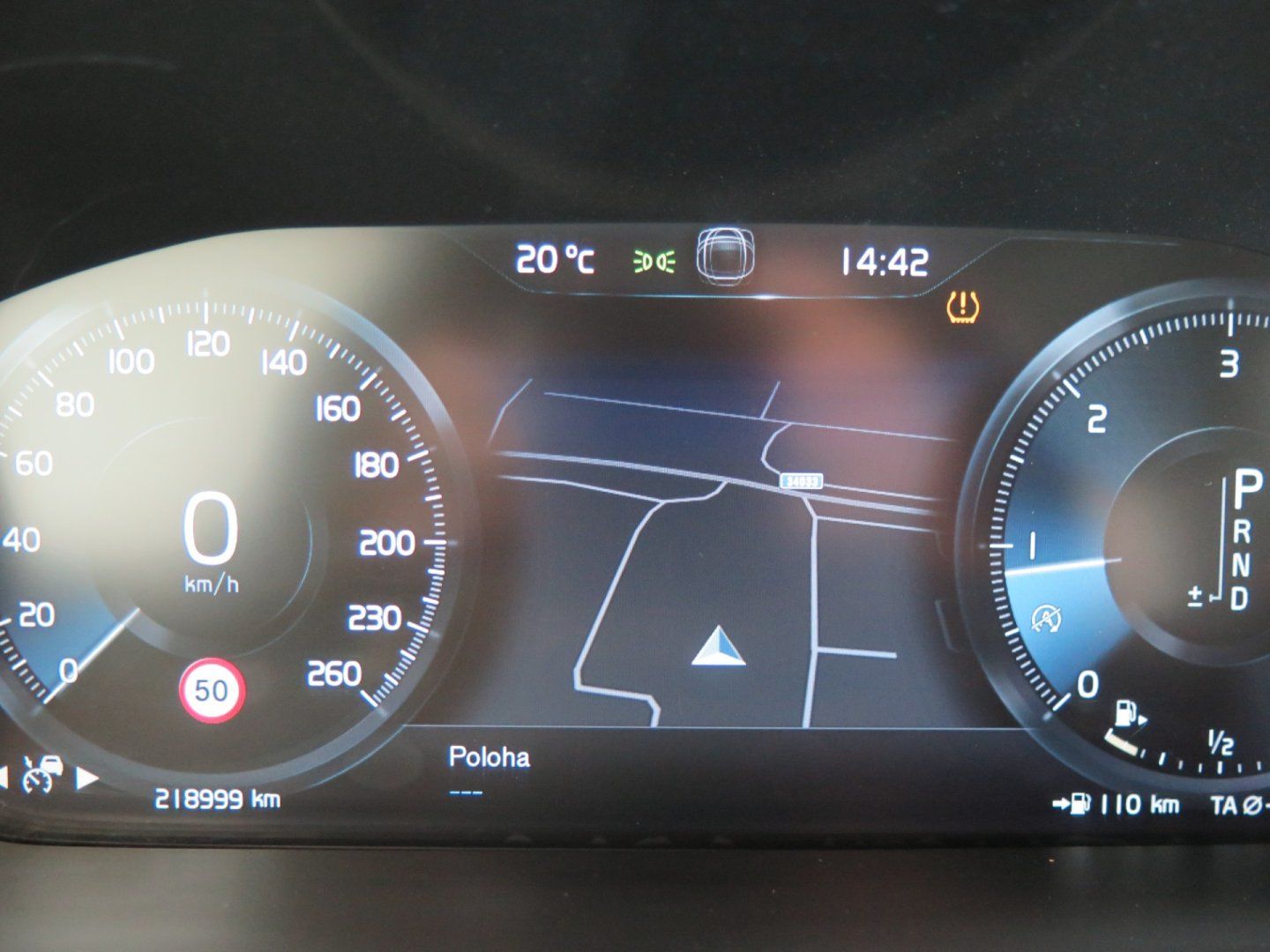 Volvo XC90, 2.0D5 RDesign,AWD,PoleStar,B&W - fotka 6