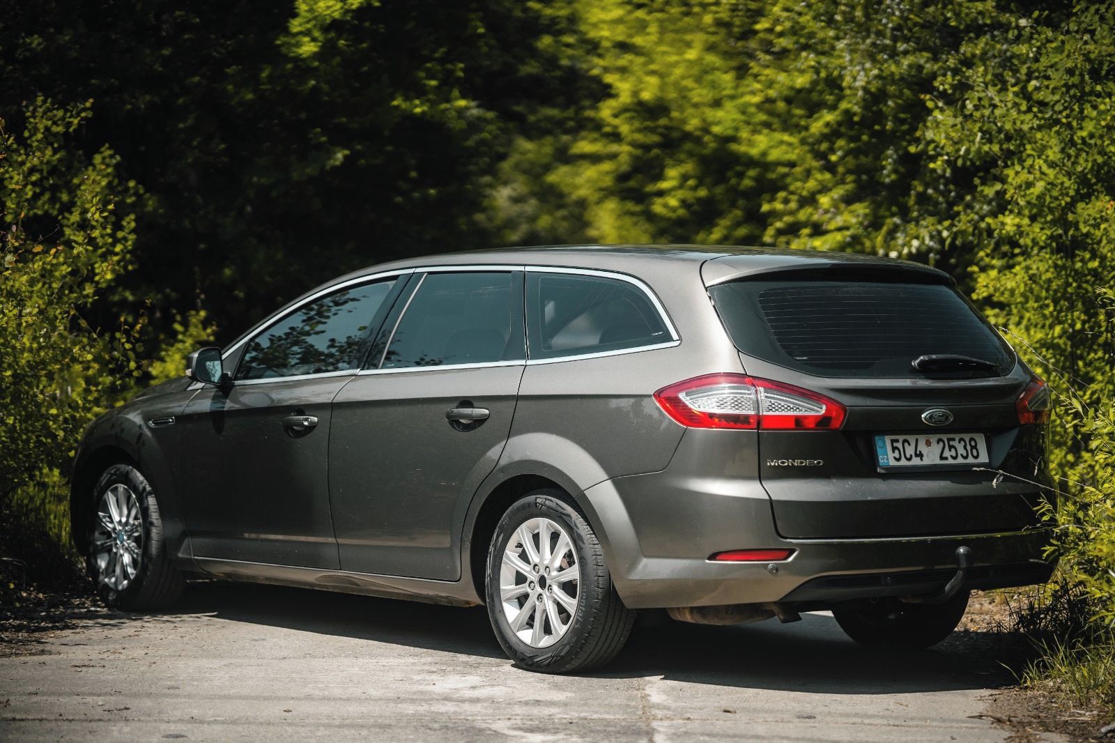 Ford Mondeo, Ford Mondeo kombi 1.6 EcoBoost - fotka 5