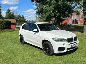 BMW X5 30 d DPH