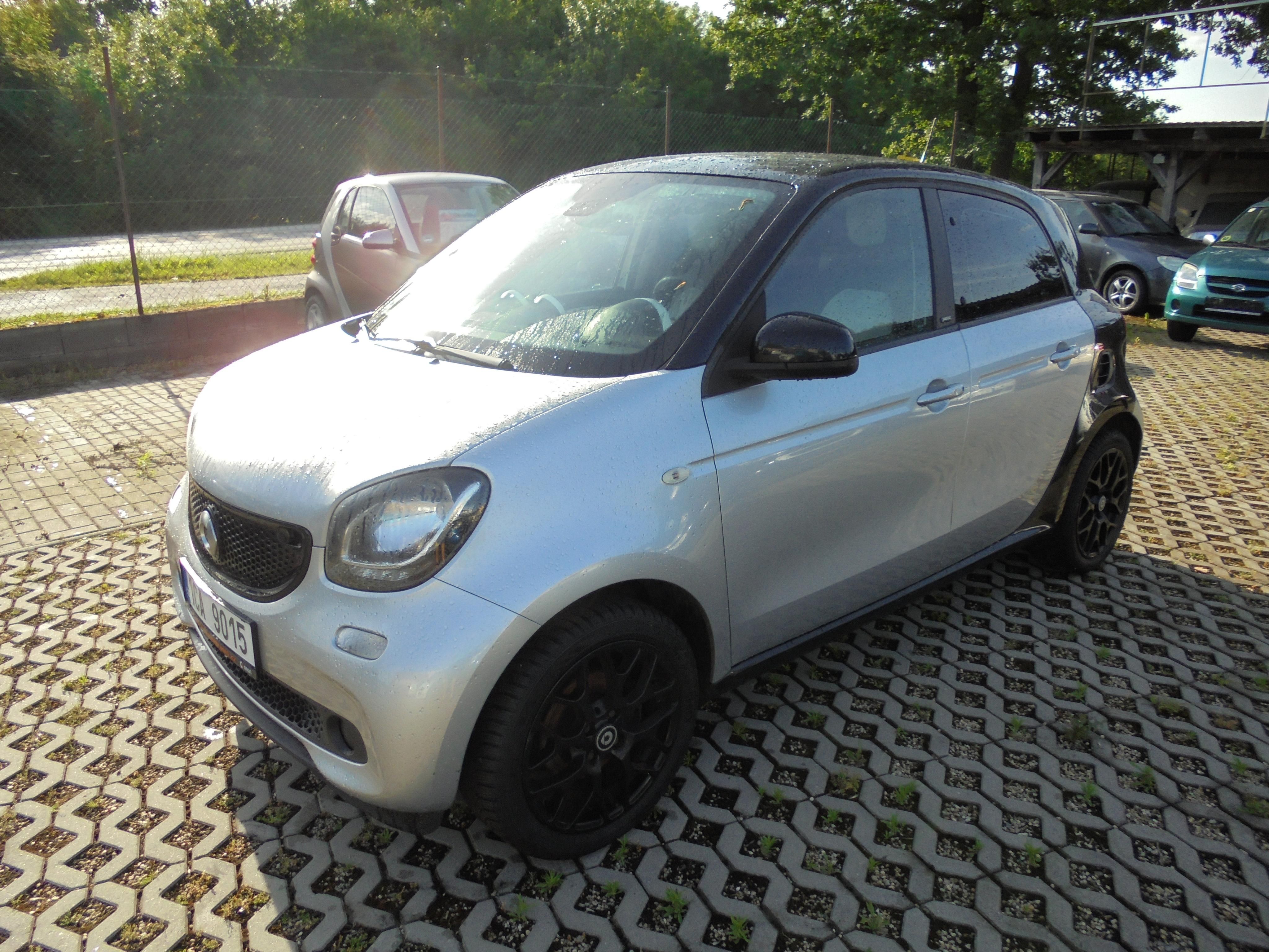 Smart Forfour, 0,9i klima  ODPOČET DPH - fotka 2