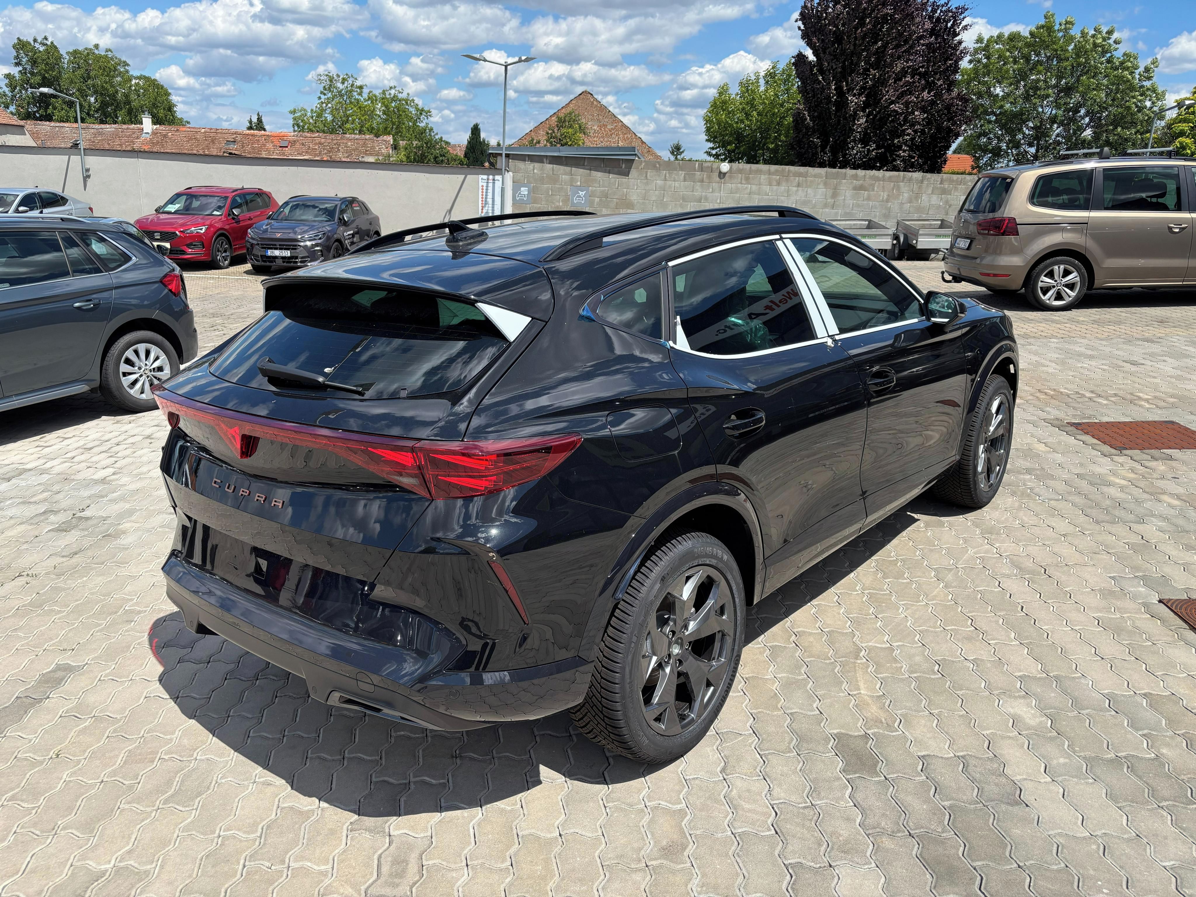 Cupra Formentor, 1.5 eTSI 110 kW DSG - fotka 3