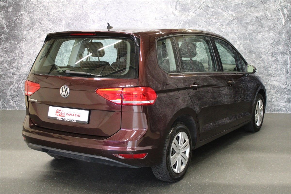 Volkswagen Touran, 1,2 TSI 1.majitel - fotka 4