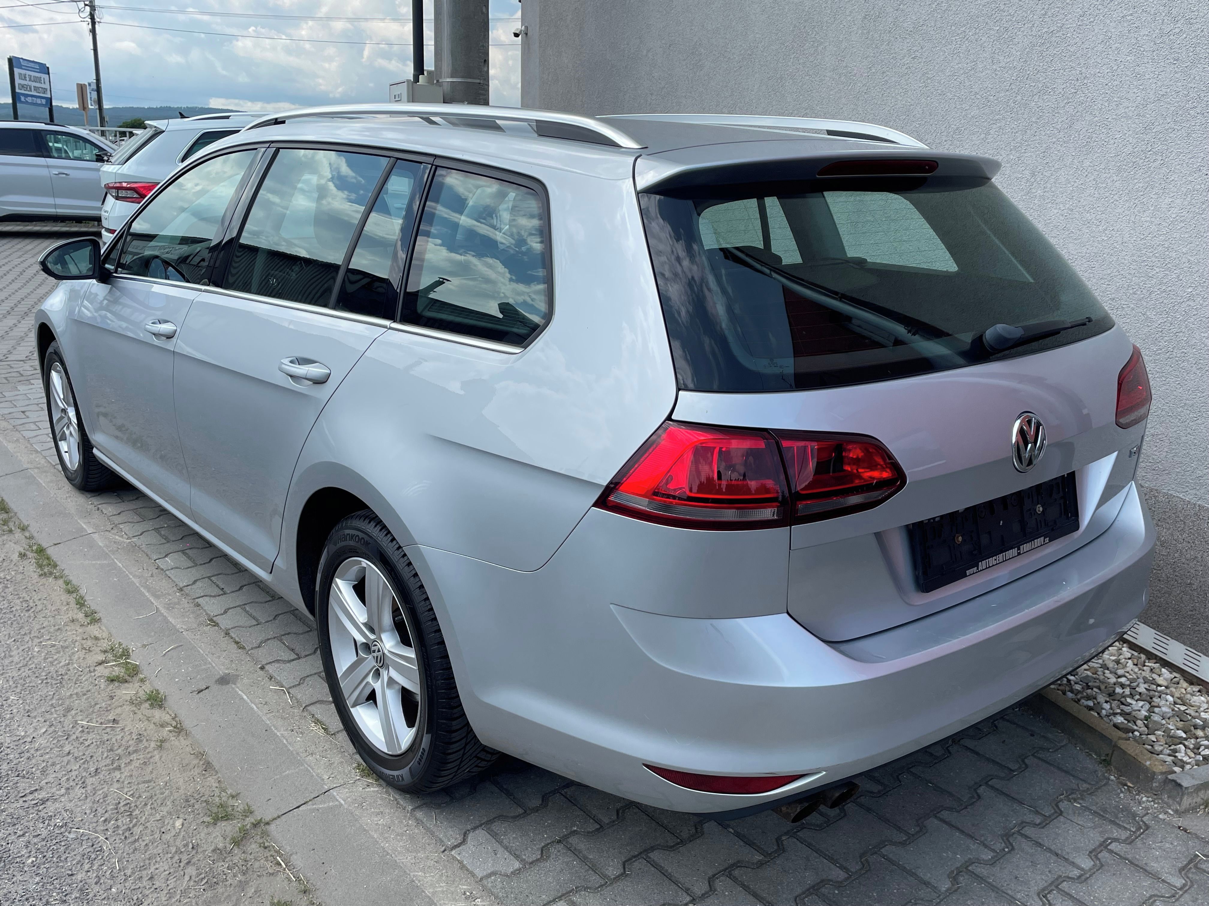 Volkswagen Golf, 1.4 TSI 103 kW Highline - fotka 3