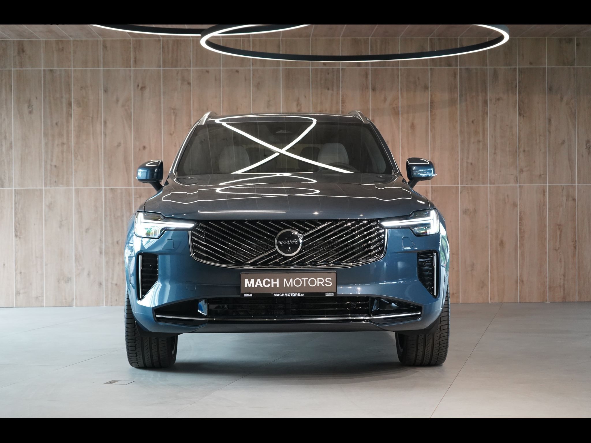Volvo XC90, B5 PLUS Bright, Vzduch, 360° - fotka 3