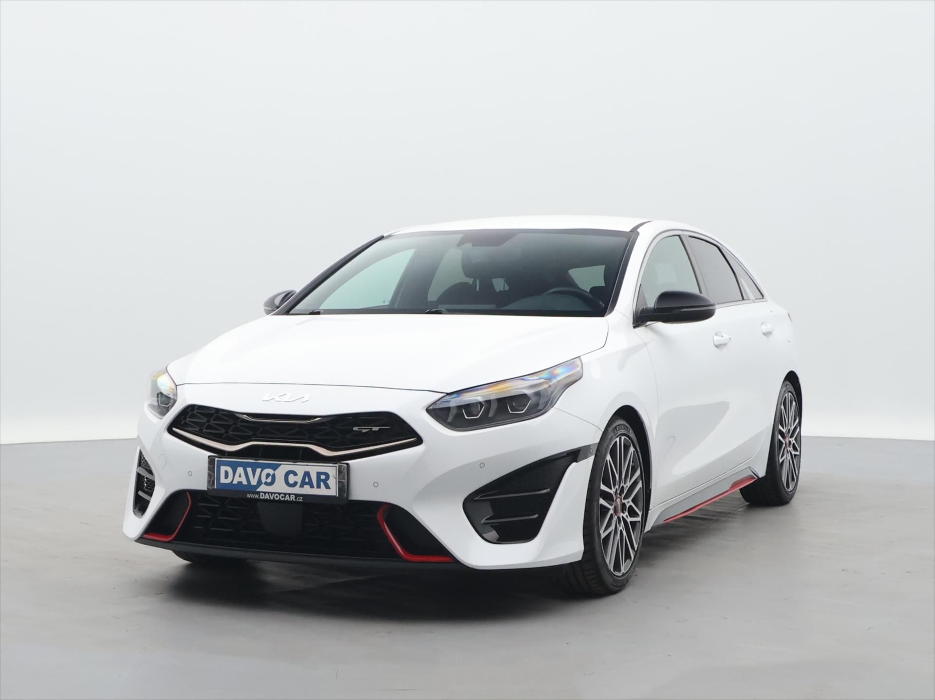 Kia ProCeed, 1,6 T-GDI 150 kW GT Aut. DPH 1 - fotka 3