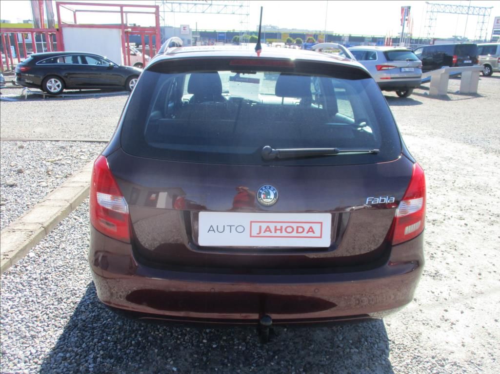 Škoda Fabia, 1,2 TSI, digiklima,servis,tažn - fotka 6