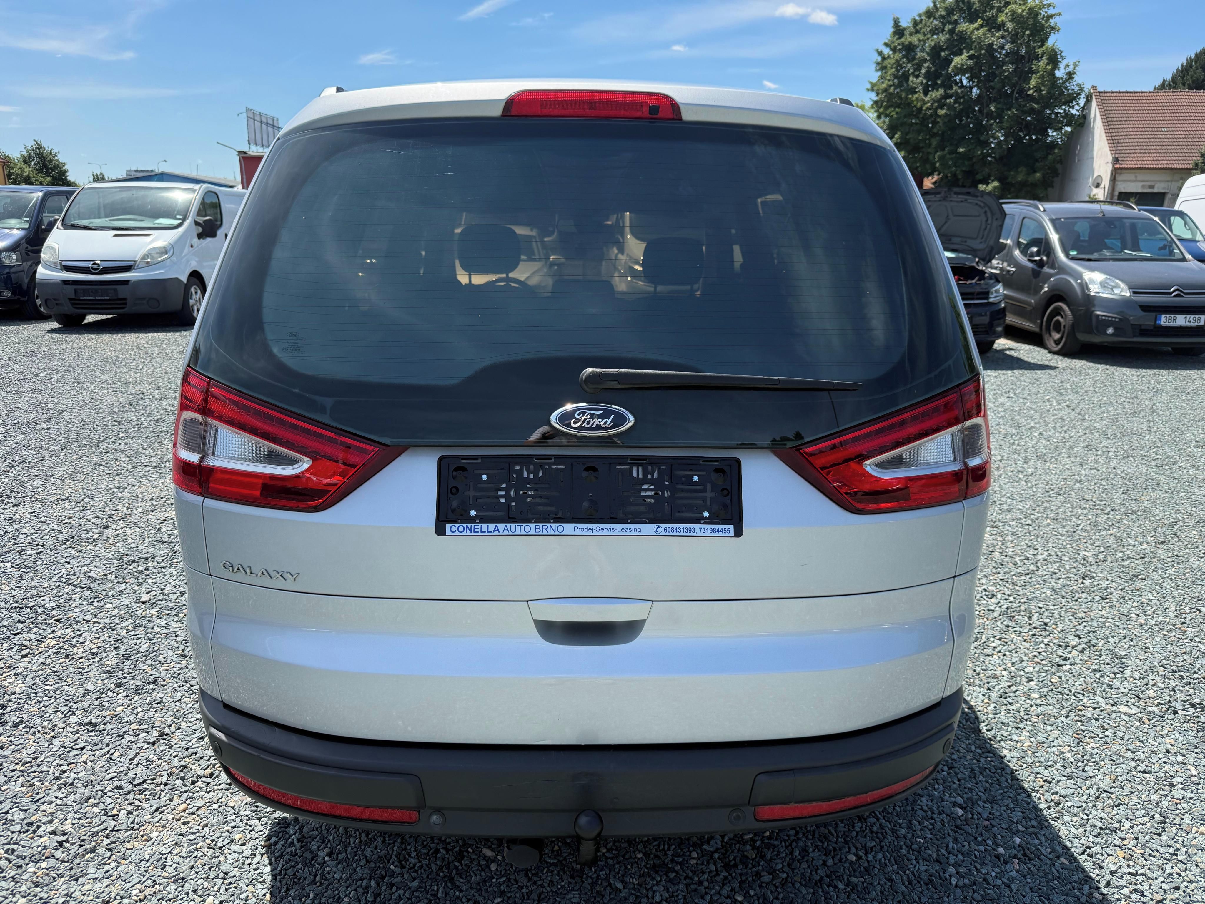 Ford Galaxy, 2.0 TDCi 103Kw 7-Míst Titanium - fotka 5