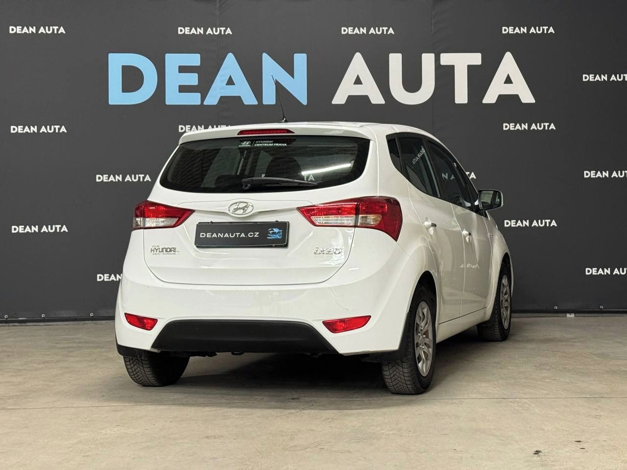 Hyundai ix20, 1.6 CVVT, ČR 2 maj., Klima - fotka 3