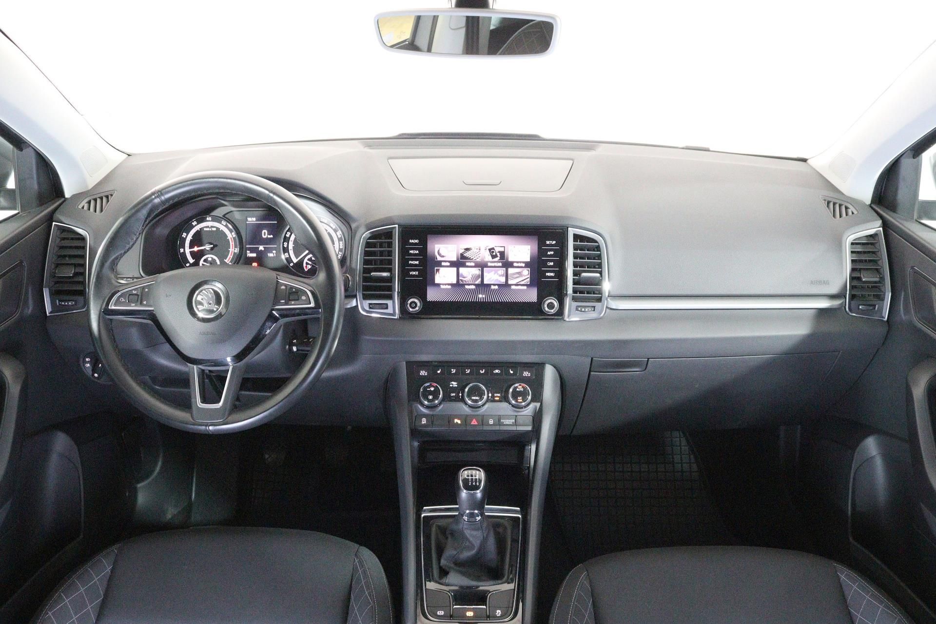 Škoda Karoq, AMBITION 1,0TSI 125 YEARS DRIV - fotka 5