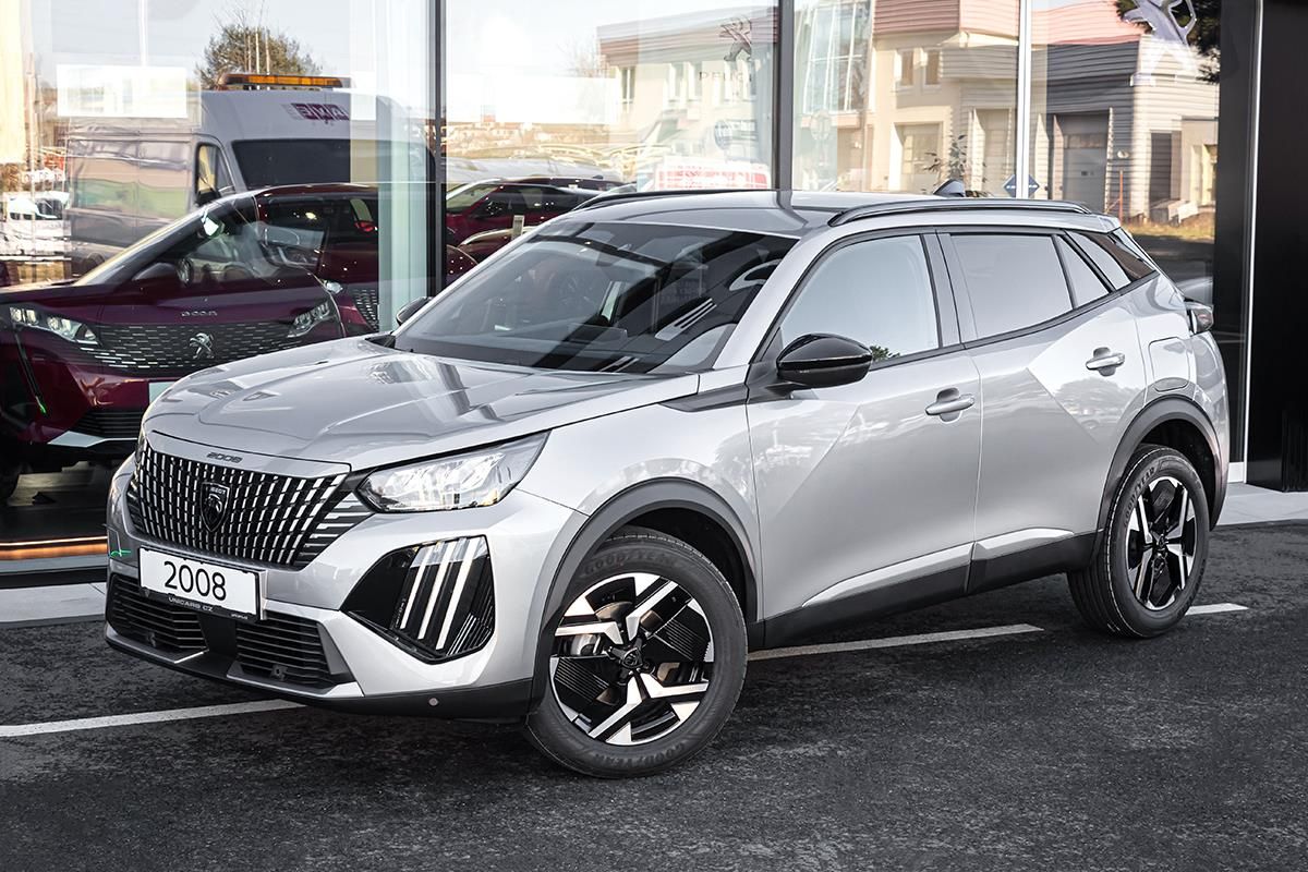 Peugeot 2008, 1,2 BUSINESS Hybrid 145 e-DCS6
