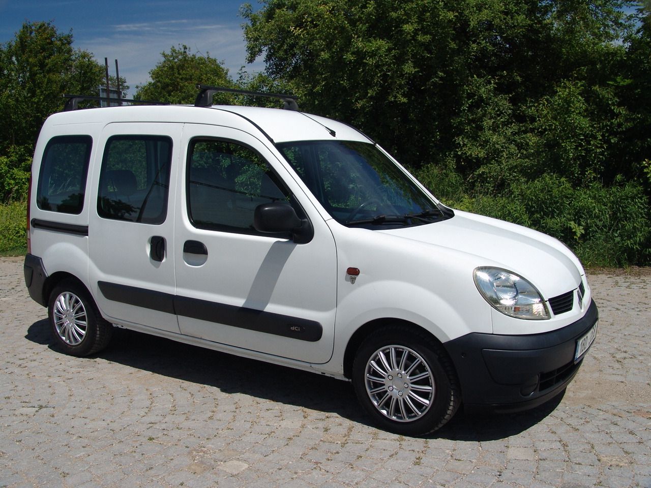 Renault Kangoo, 1.5 dCi 5místný osobní automob - fotka 2