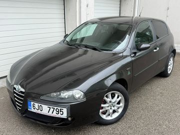 1.6i, 77kw L+Z pneu