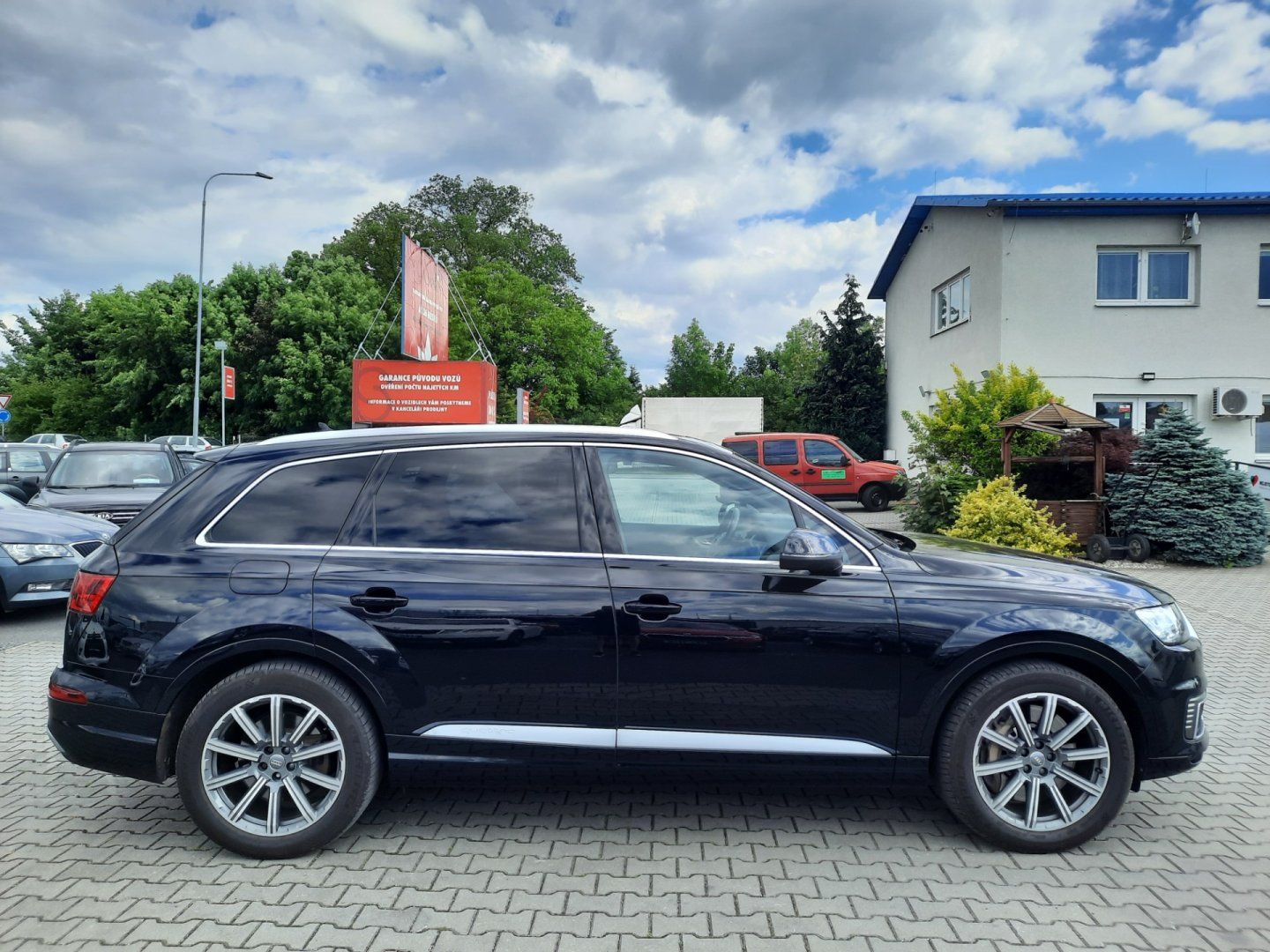 Audi Q7, 3.0 TDi 190kW *E-TRON* - fotka 4