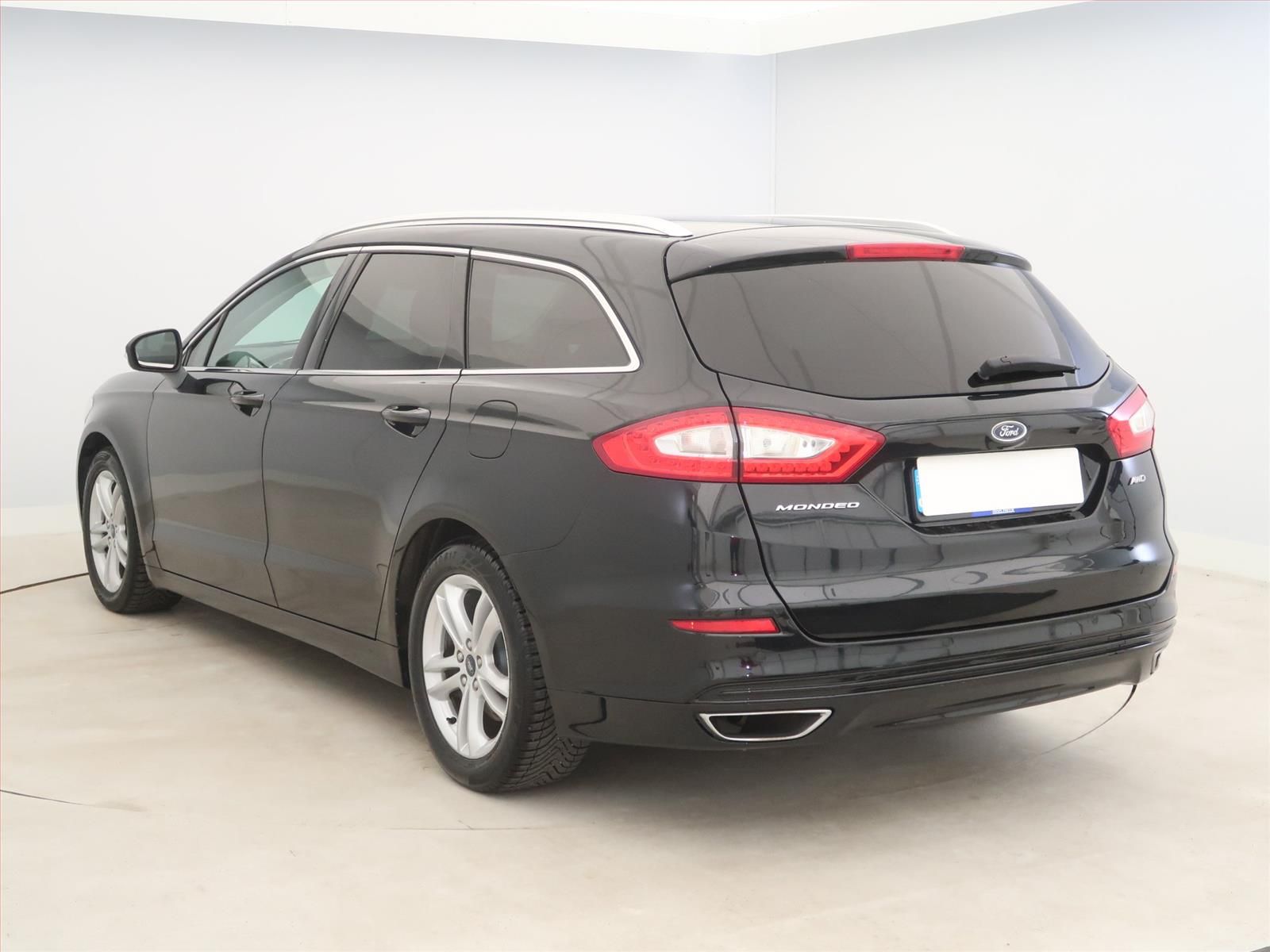 Ford Mondeo, 2.0 TDCI, Titanium, 4X4 - fotka 4