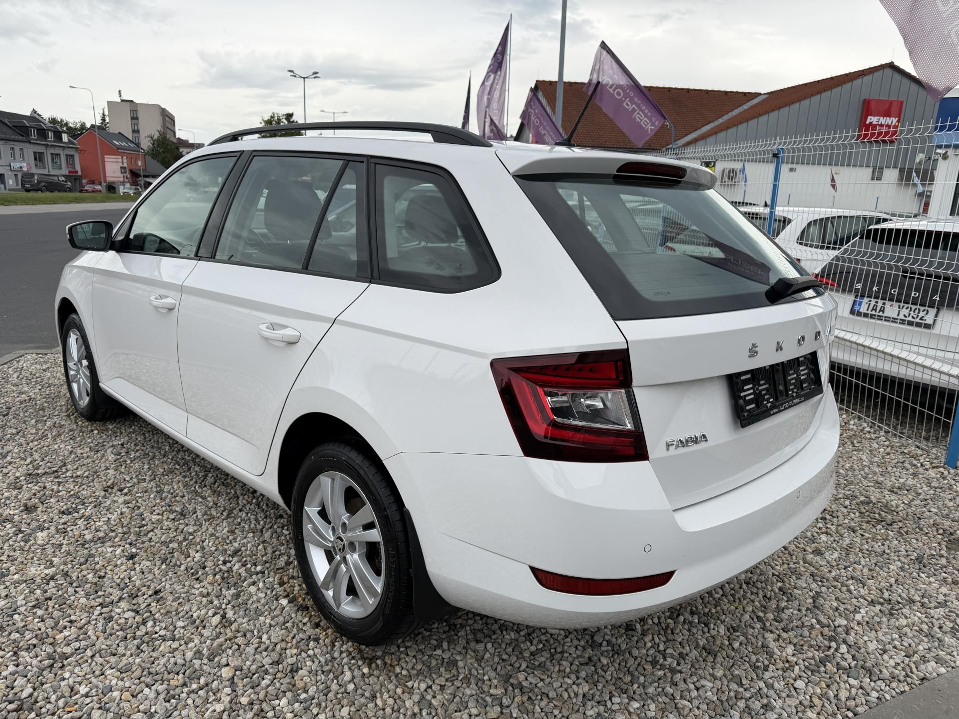 Škoda Fabia, Combi 1,0 TSi/70kW-STYLE,TZ,.. - fotka 5