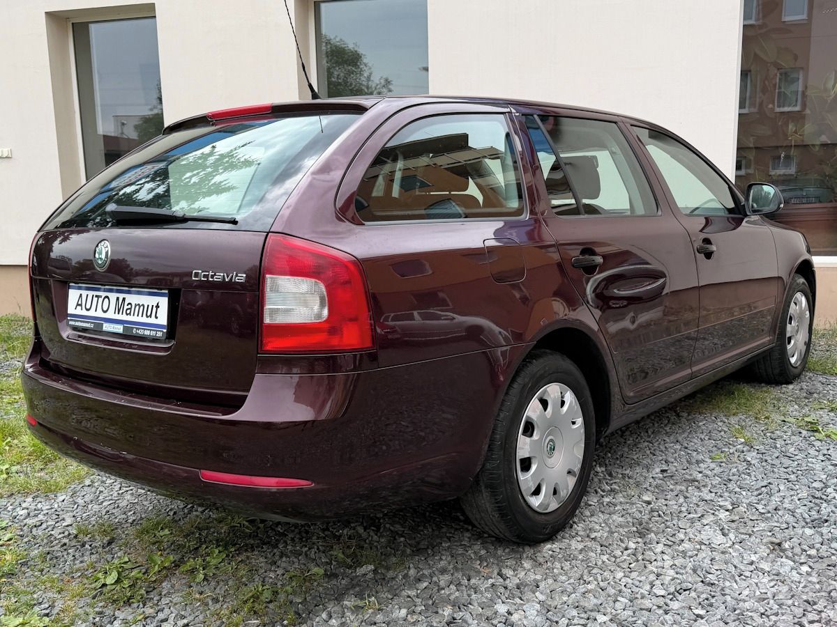 Škoda Octavia, 1.6MPI 75kW, bez koroze, klima - fotka 3