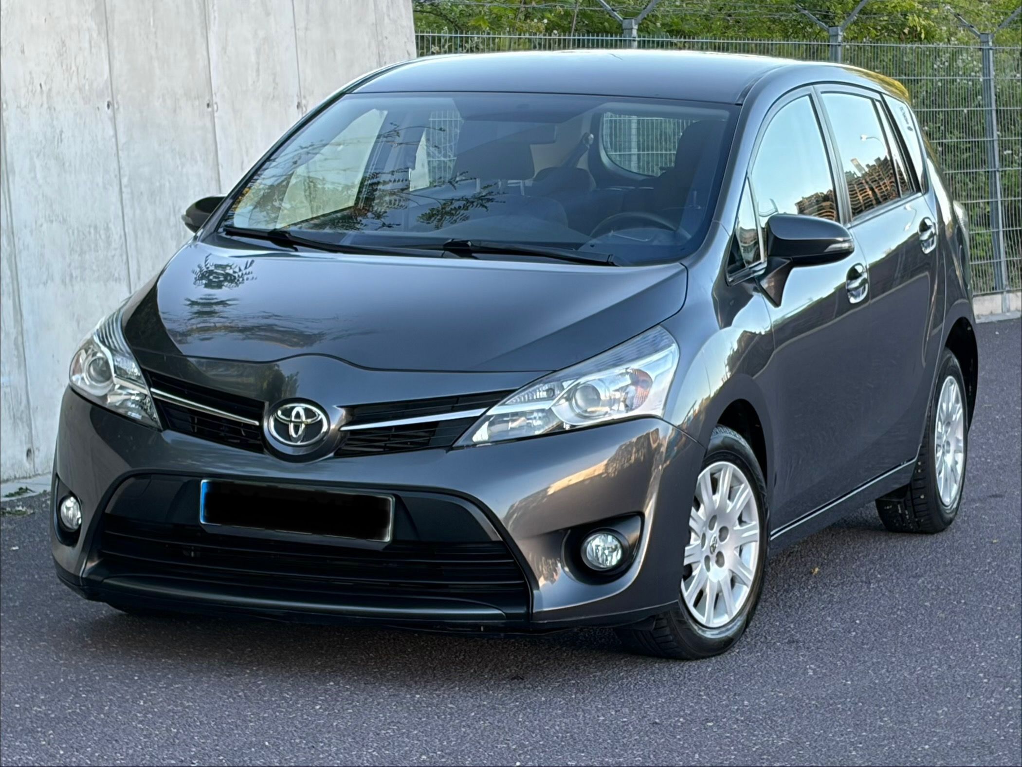 Toyota Verso, 7MÍST/1.6d 82kW/SERVIS TOYOTA/
