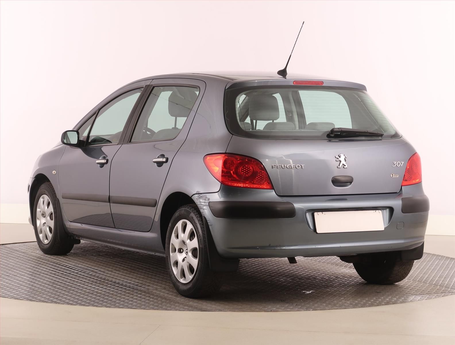 Peugeot 307, 1.4 16V, po STK, levný provoz - fotka 4