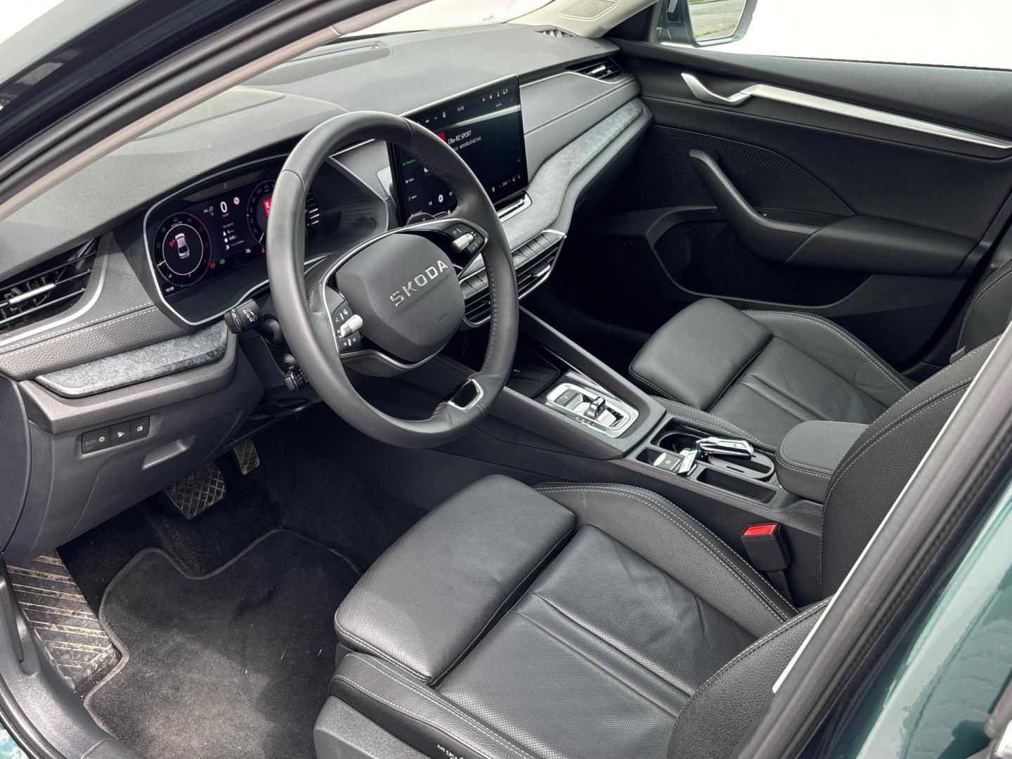 Škoda Octavia, 2.0 TDI / 110 kW Exclusive Sel - fotka 6