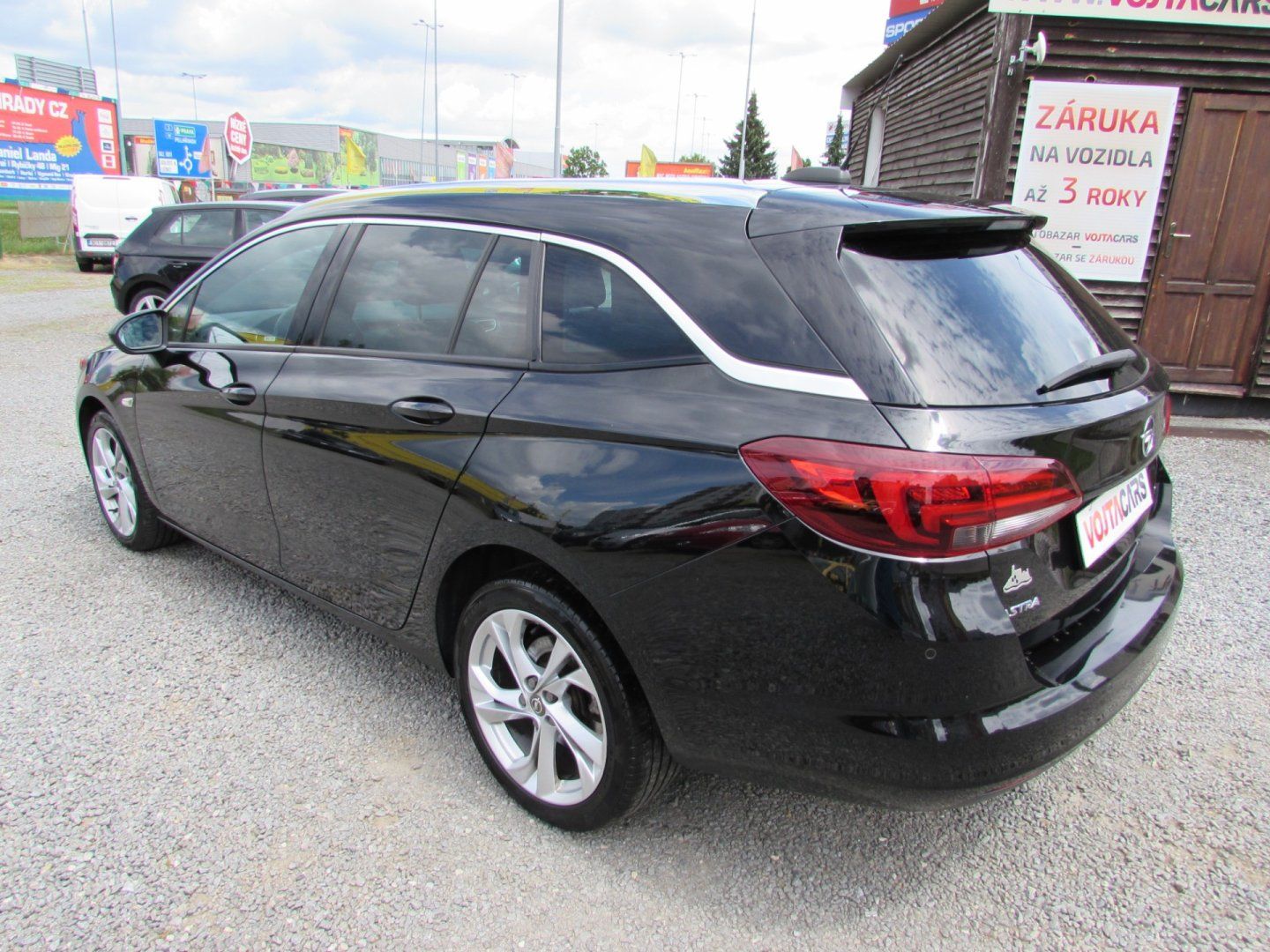 Opel Astra, 1.6 CDTi 100kW kombi,1.majitel - fotka 5