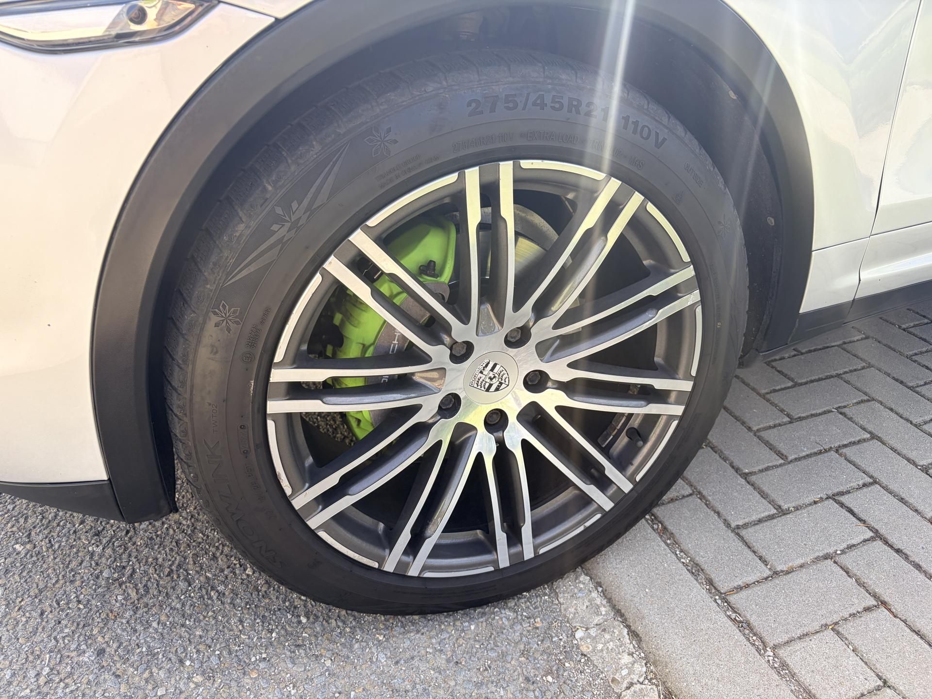 Porsche Cayenne, DIESEL 3.0 V6 180KW - fotka 6