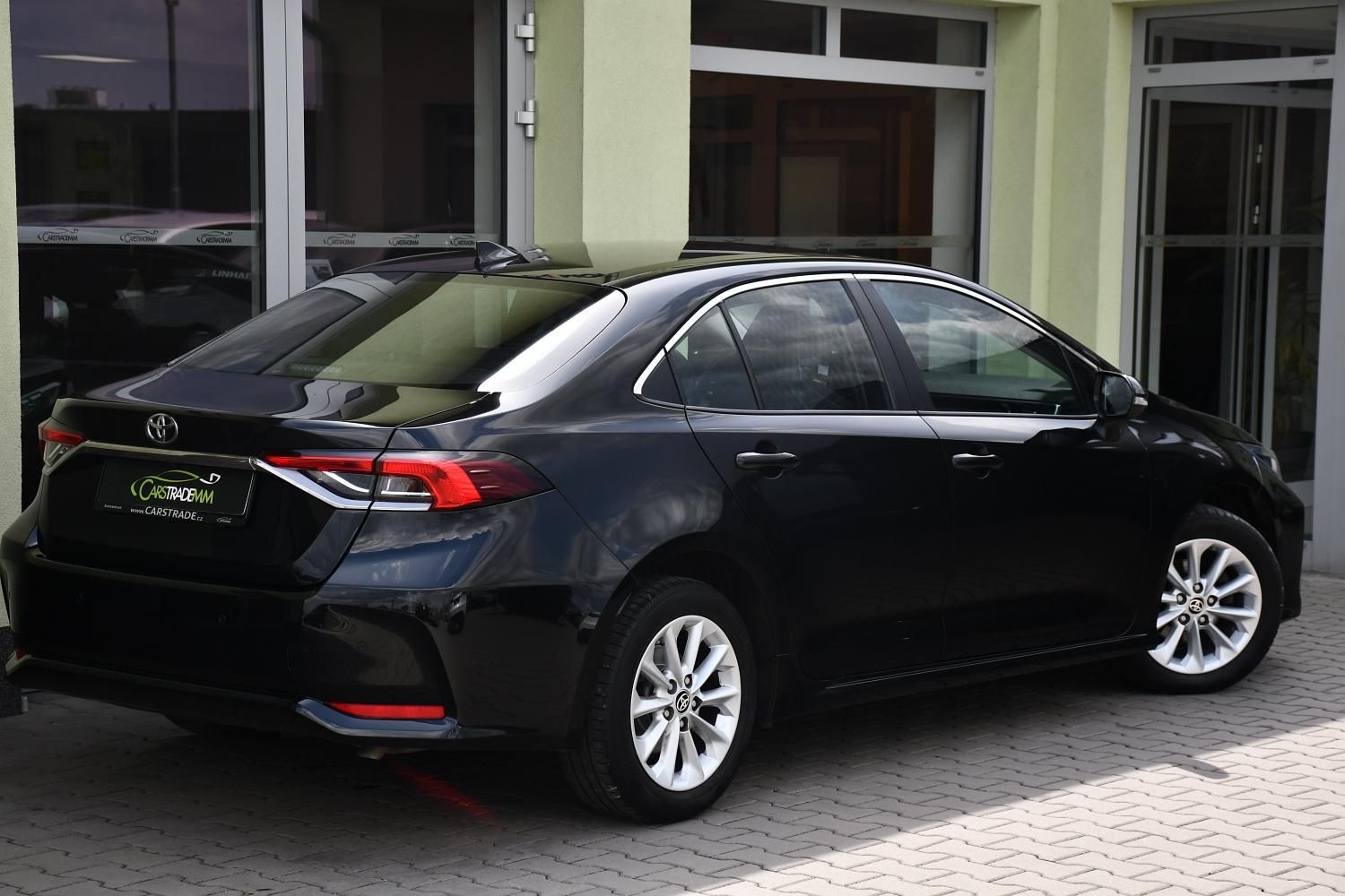 Toyota Corolla, 1.5VVT-i 1M 2xKOLA - fotka 4