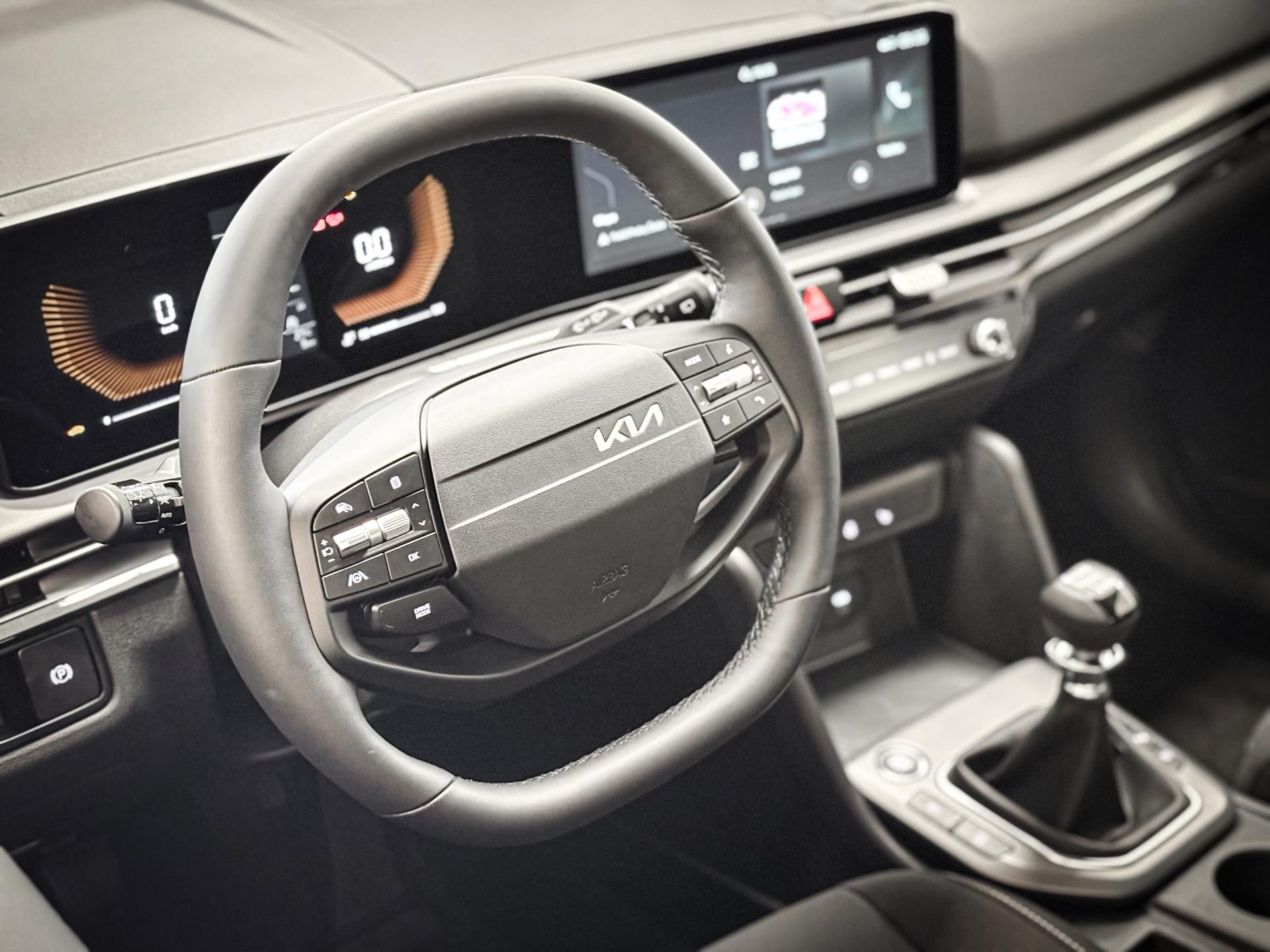 Kia Sportage, 1,6 T-GDi GPF 4x2 EXCLUSIVE (2 - fotka 6