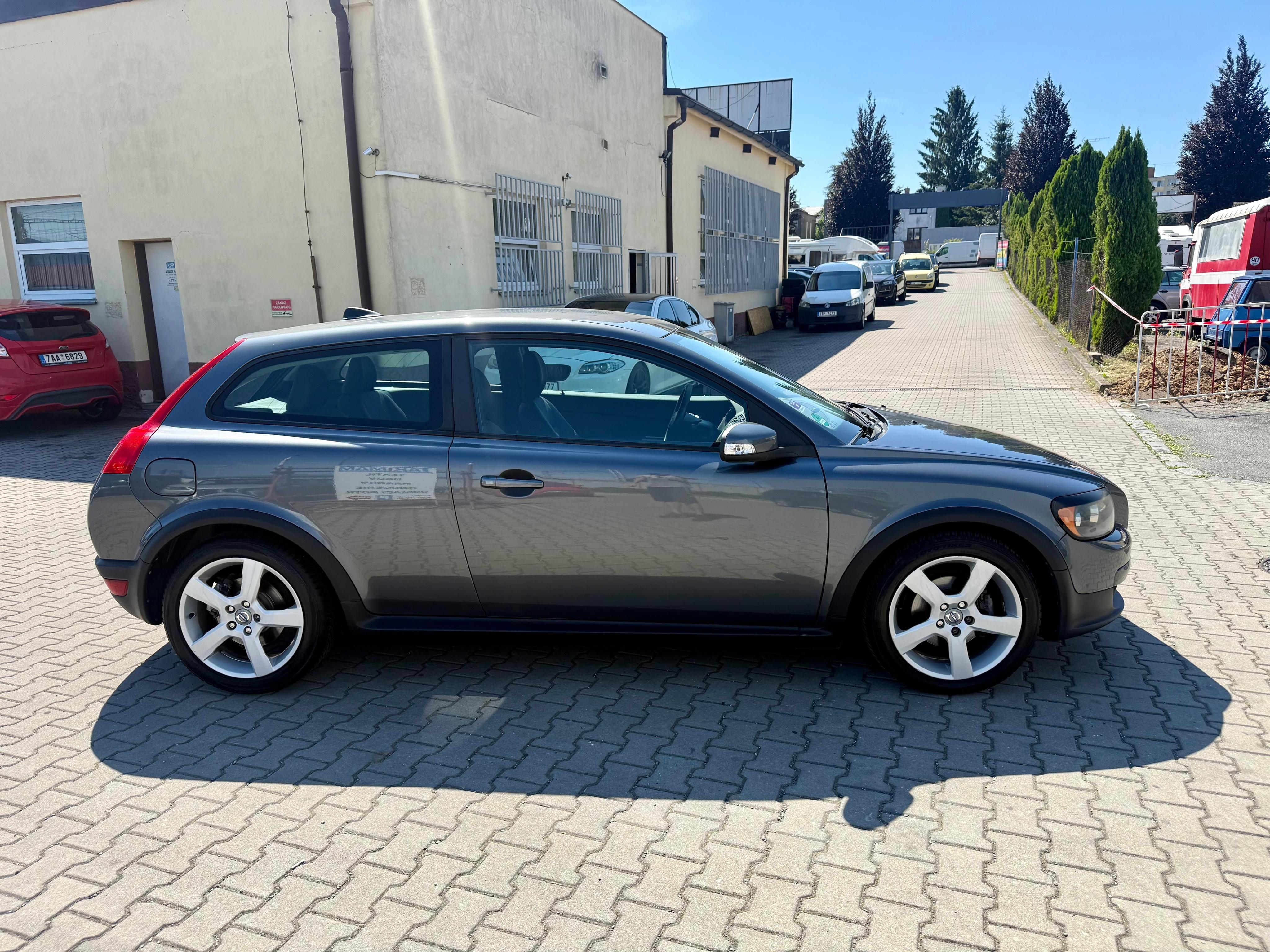 Volvo C30, 1.8i R-Design 17", - fotka 3