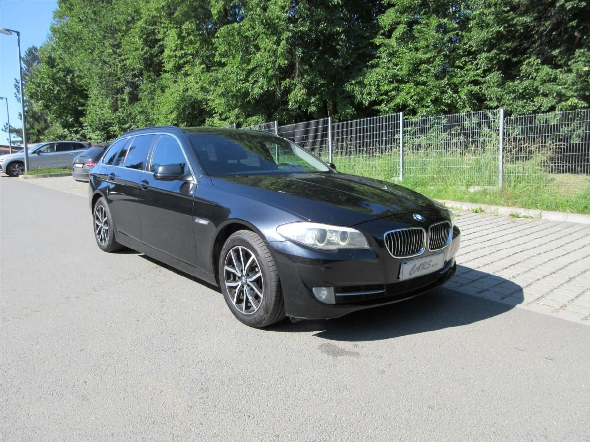 BMW Řada 5, 535d xDrive, Panorama, Navi, K