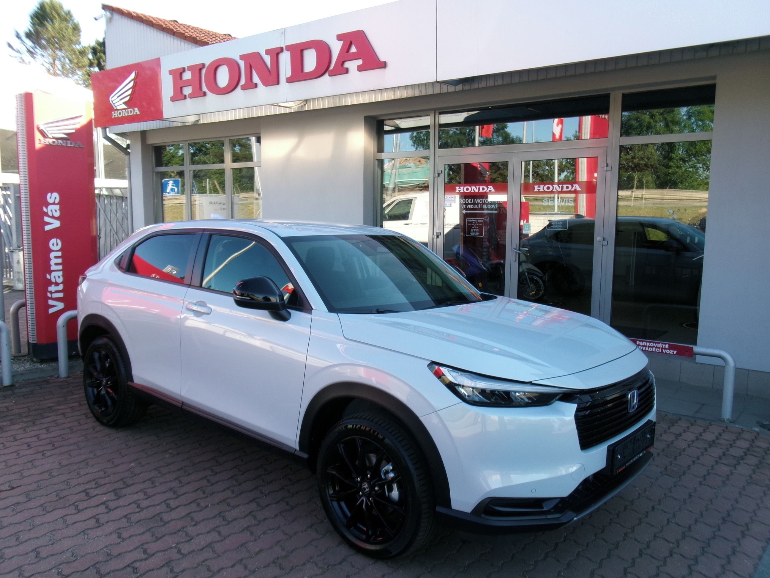 Honda HR-V, 1.5e:HEV ELEGANCE SPORT 27 - fotka 3