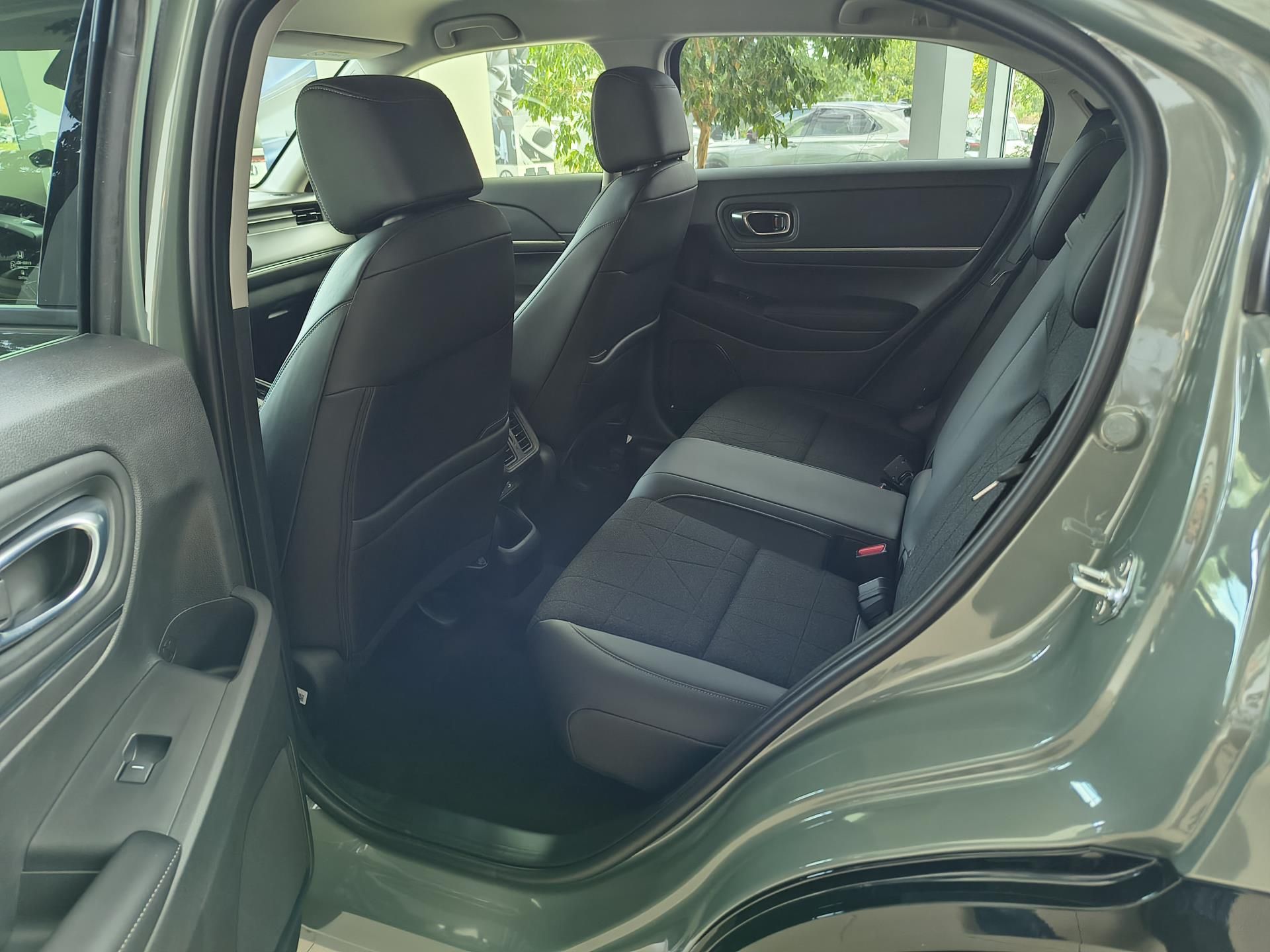 Honda HR-V, e:HEV 1.5 i-MMD Advance 2027 - fotka 6
