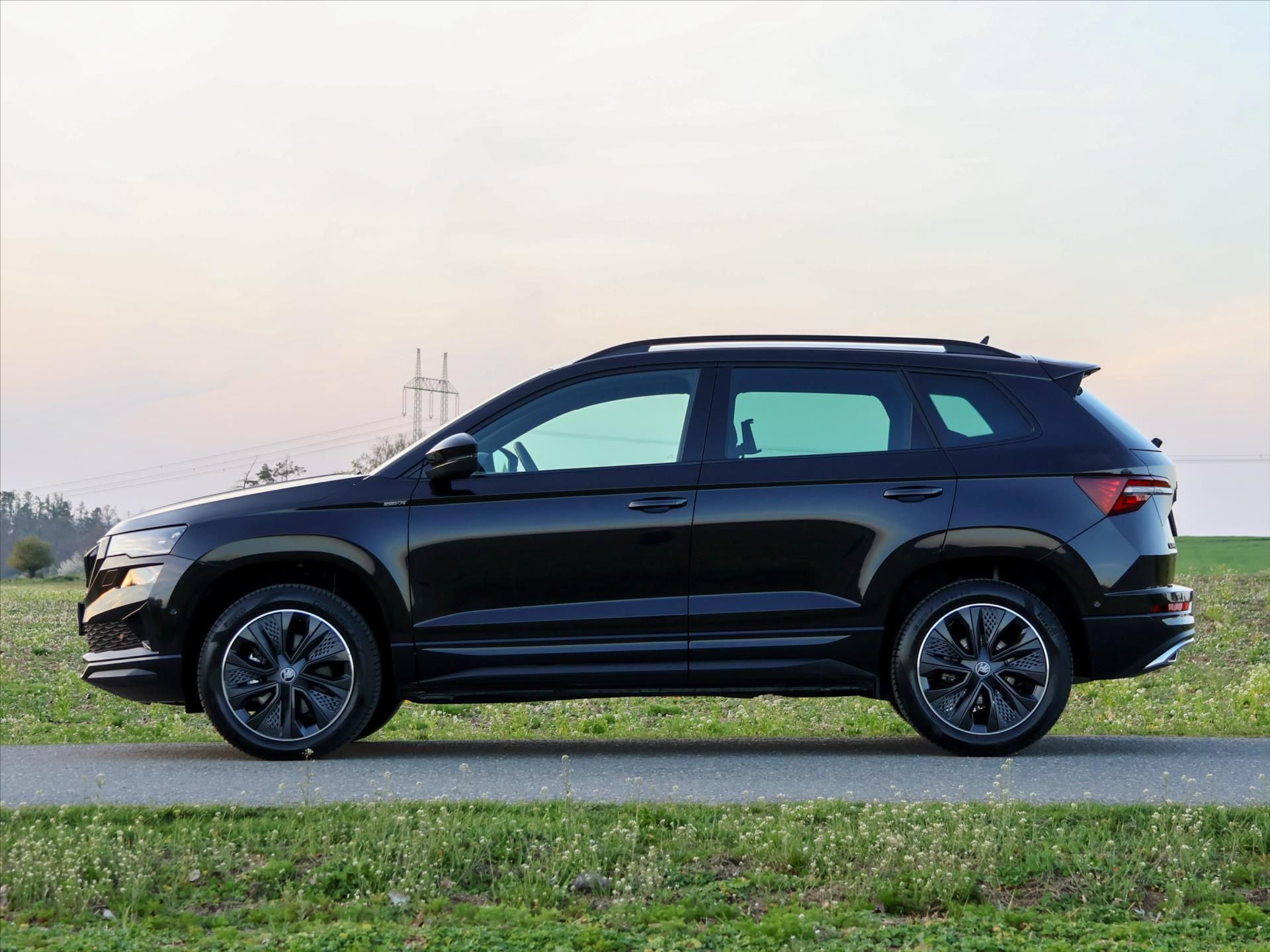 Škoda Karoq, 2,0 TDI 4x4 DSG Sportline DPH - fotka 4