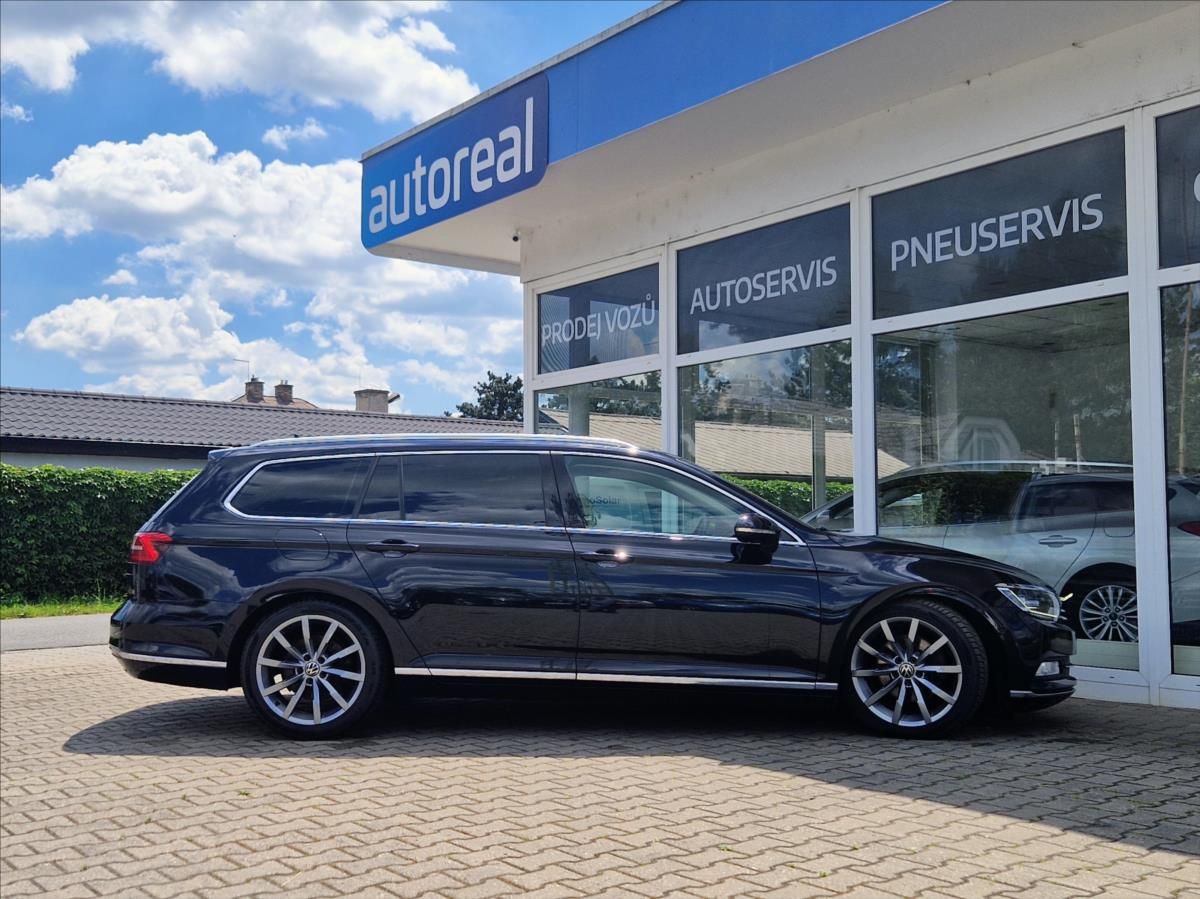 Volkswagen Passat, 2,0 TDI TOPSTAV - fotka 5