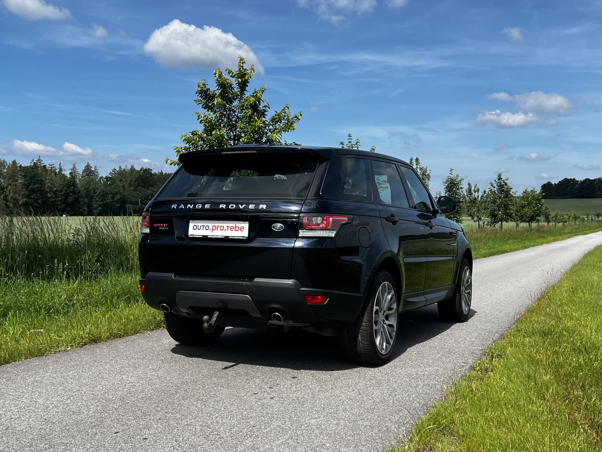 Land Rover Range Rover Sport, 3.0TDV6 HSE Dynamic 1.Maj - fotka 4