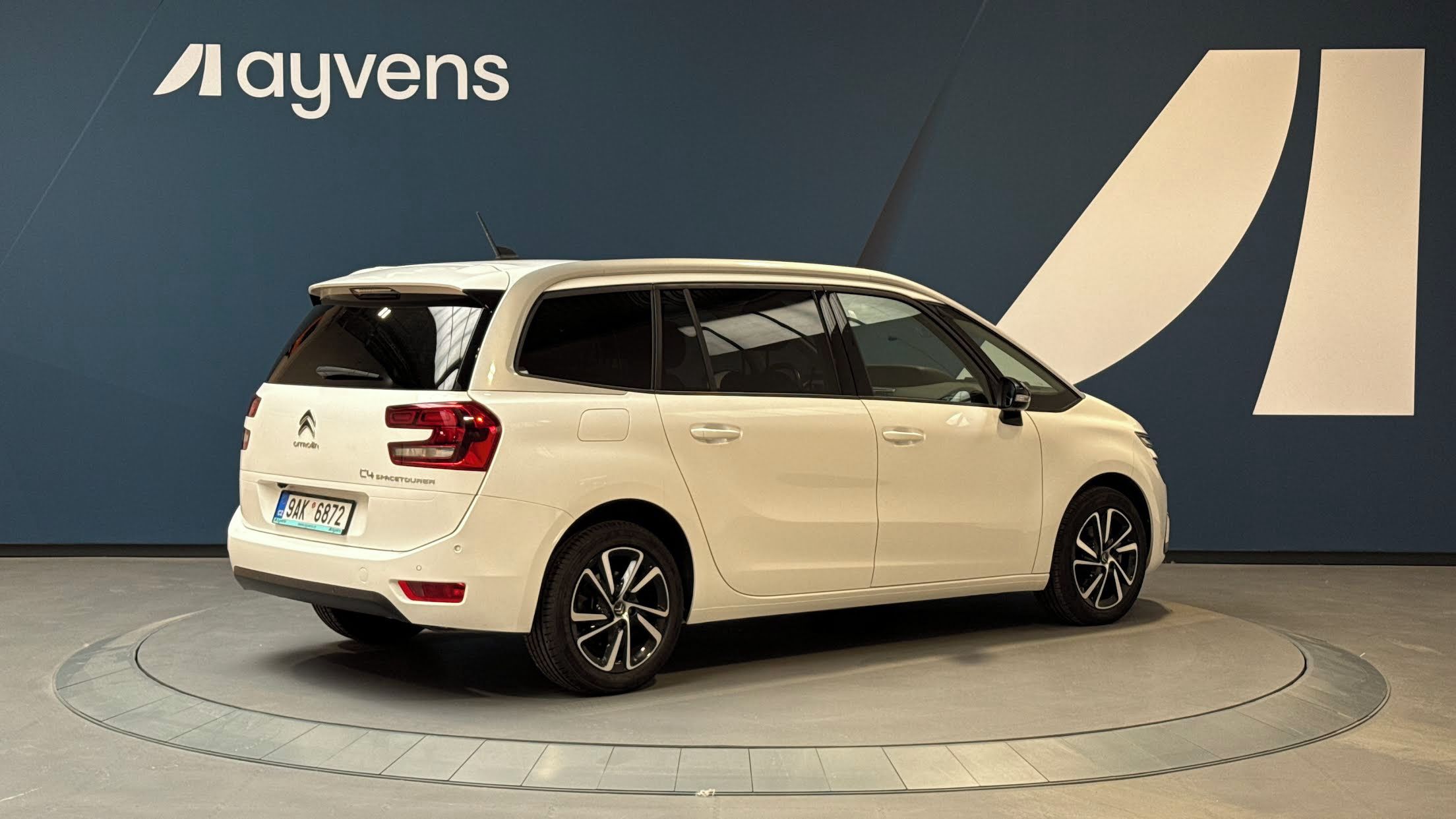Citroën SpaceTourer, 2.0 BlueHDi 160 S&S EAT8 Shine - fotka 2